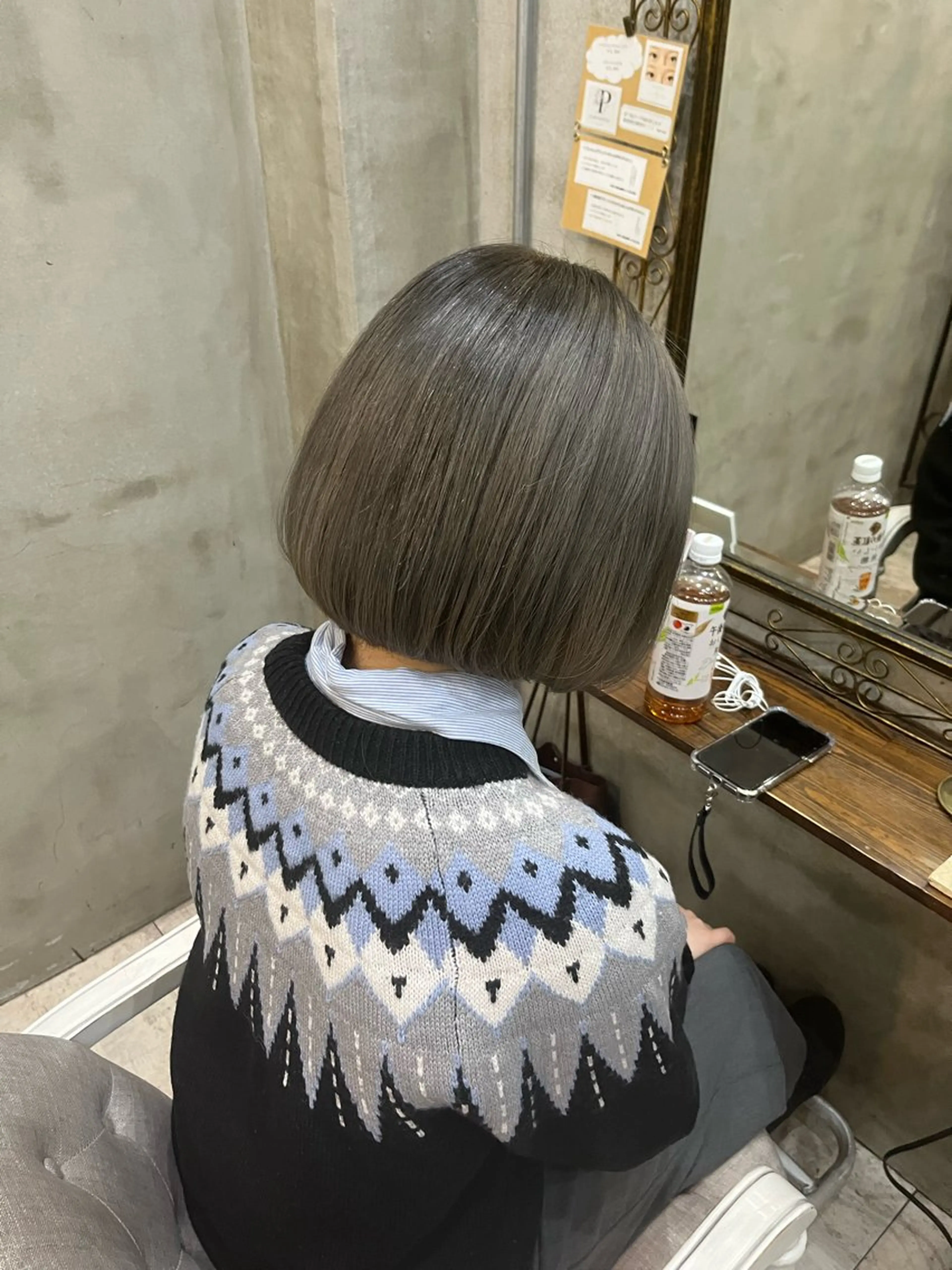 ショート カラー グレージュ オリーブグレージュ オリーブグレー ヘアカラー トリートメント 艶髪/ハイトーン/ ヘアセット/モエノのヘアスタイル