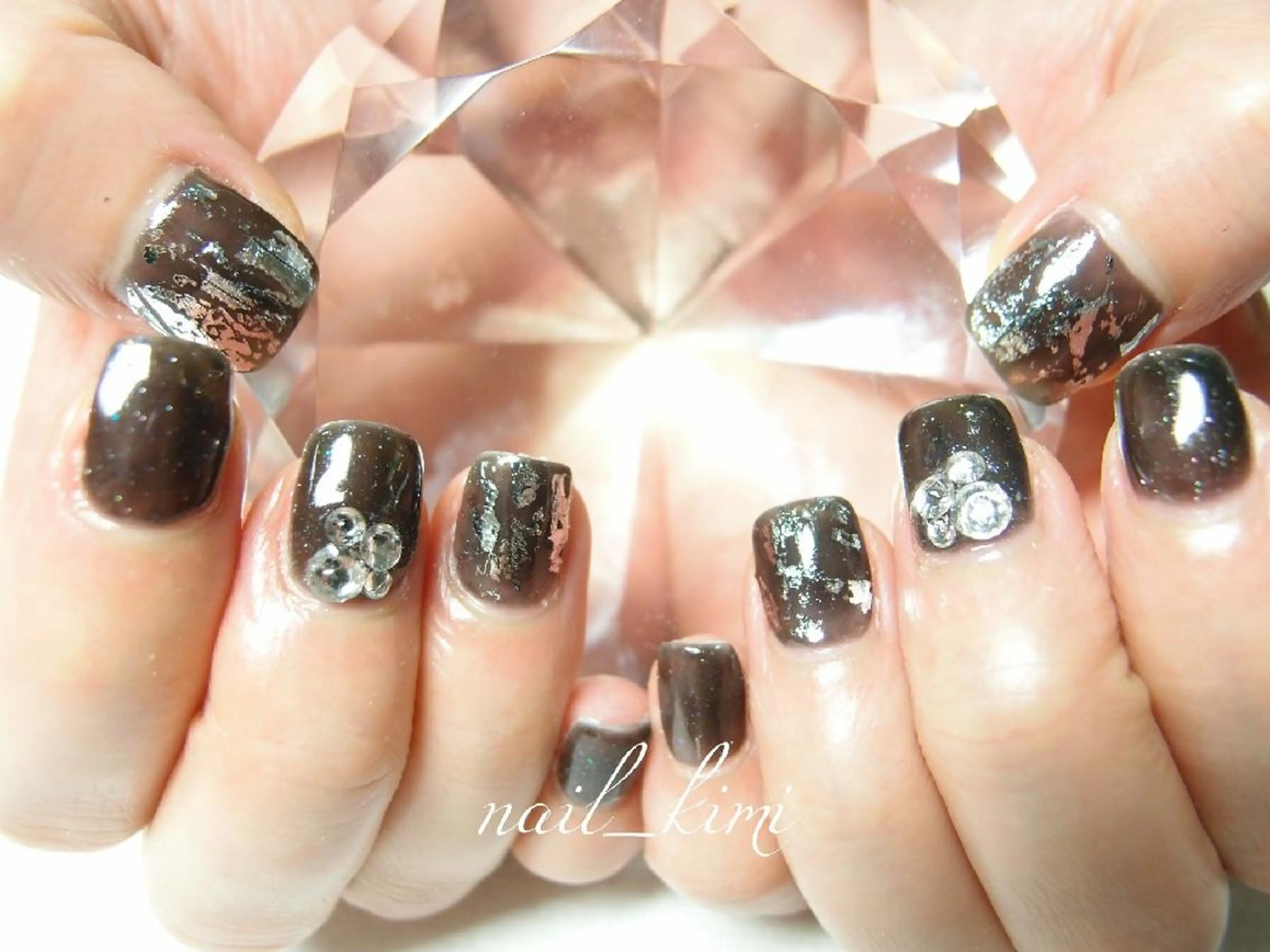 ネイル アートネイル ワンカラーネイル ストーンネイル ConneQt所属・ETHOSENSE. kimikaのネイルデザイン