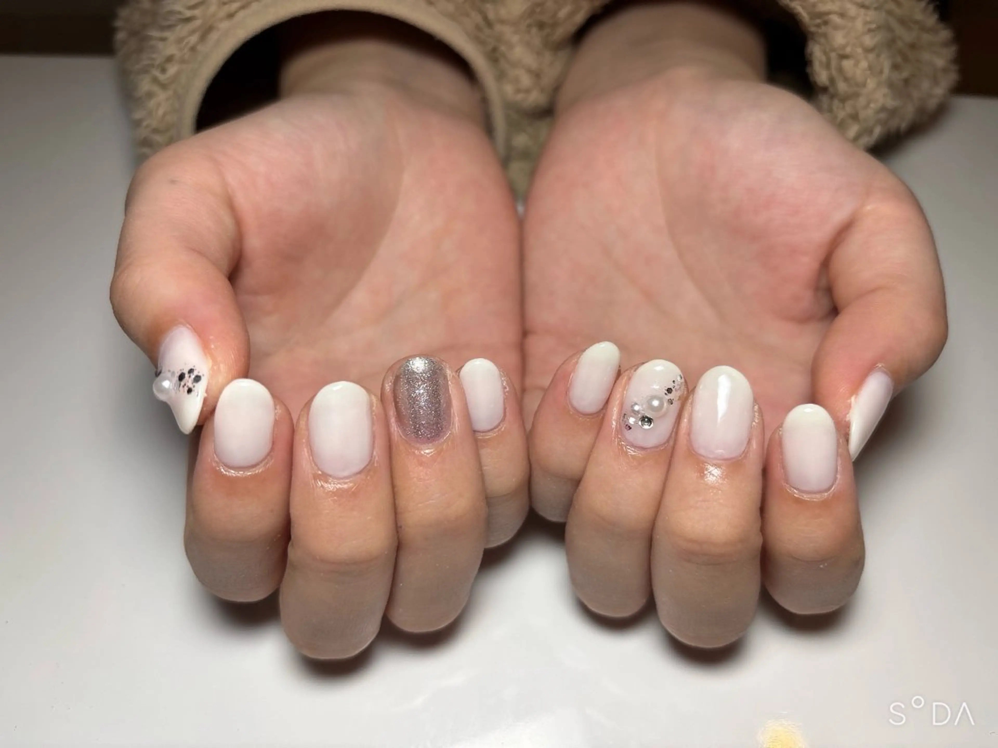 ネイル ハンドネイル Ree所属・ネイル脱毛 Reeのネイルデザイン