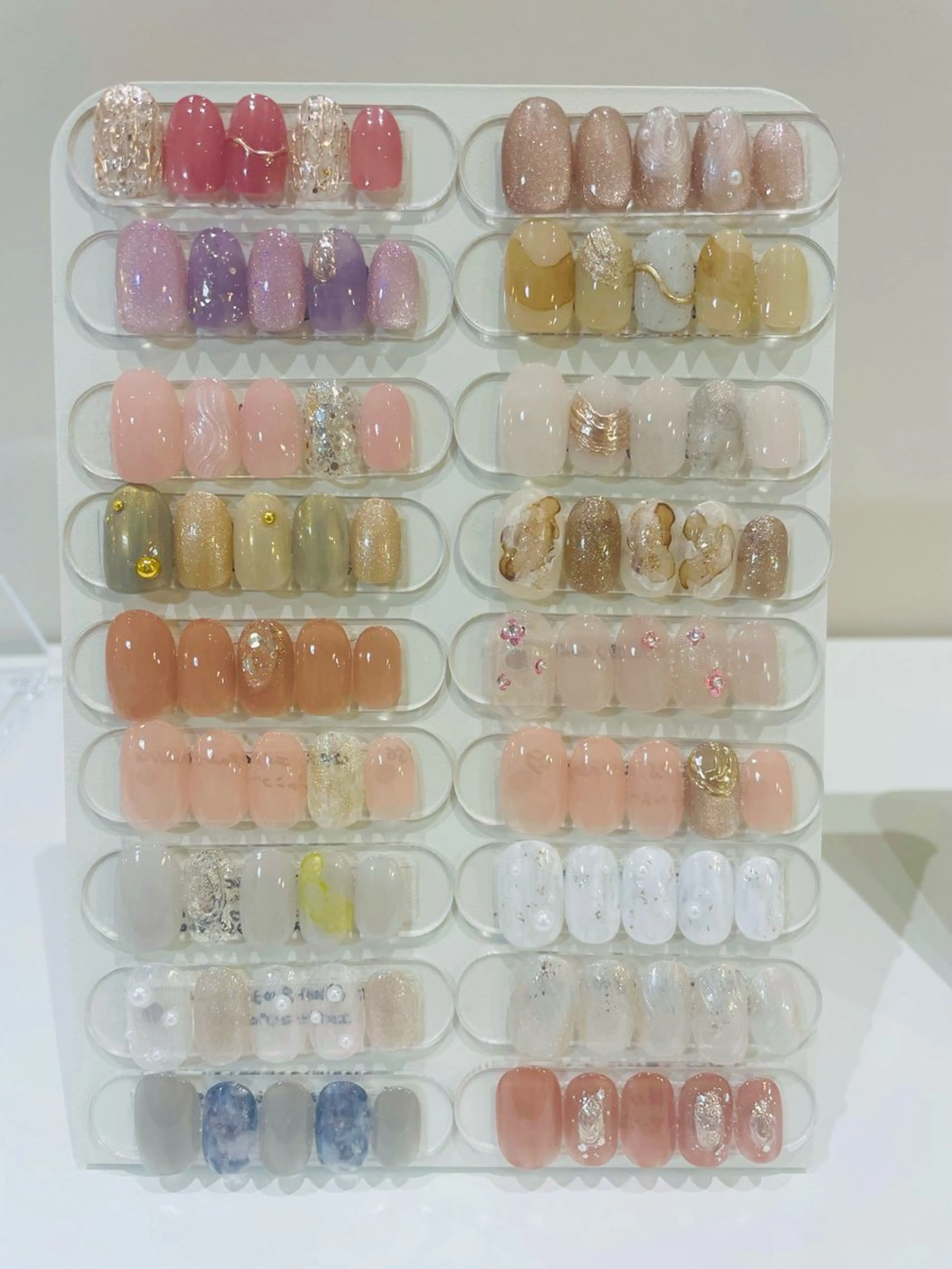 ネイル kanell（カネル）/所属・kanell⭐︎ ニュアンスネイルのネイルデザイン