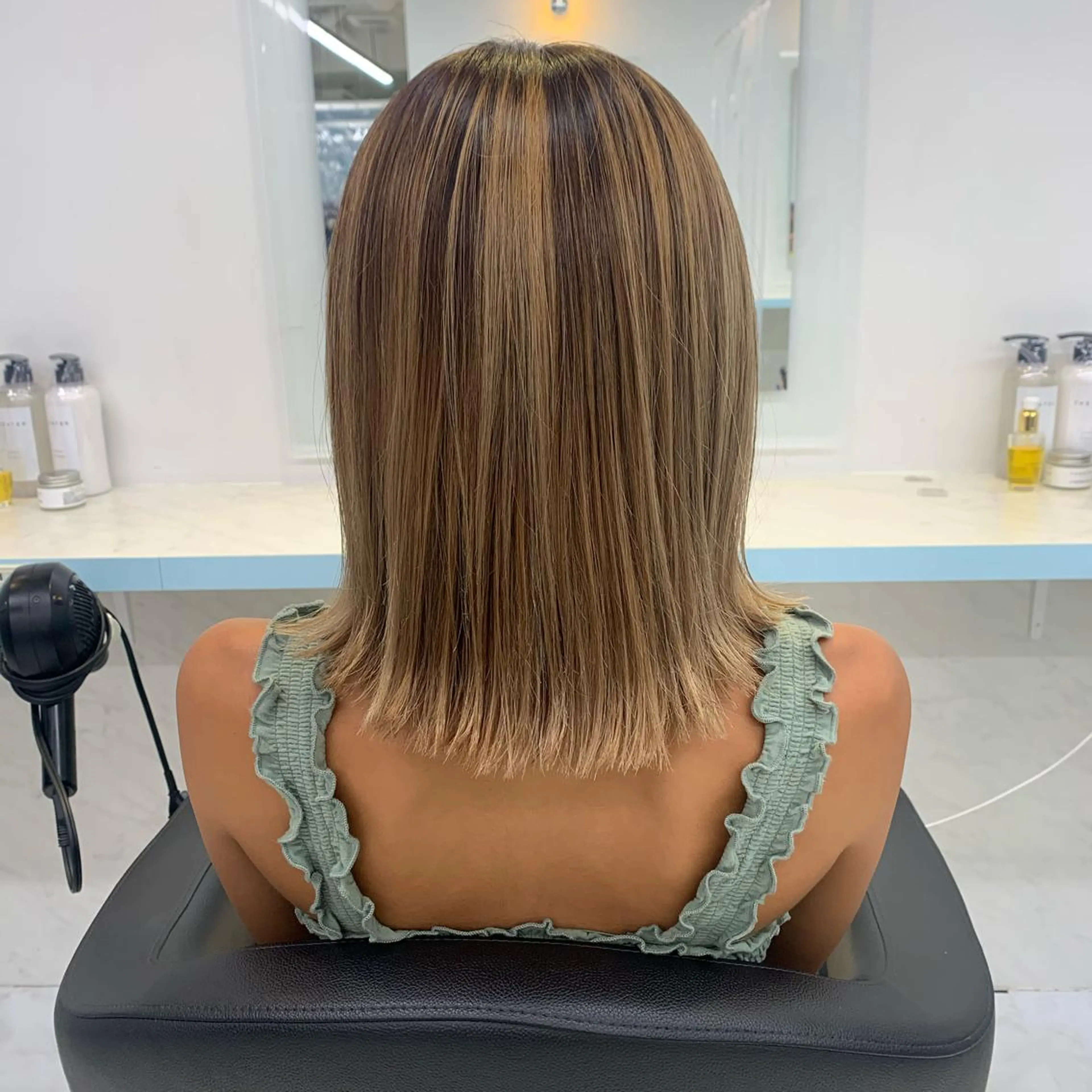 セミロング カラー 切りっぱなしボブ ボブ トリートメント くすみミルクティー/ ブラウン🪡TOWAのヘアスタイル