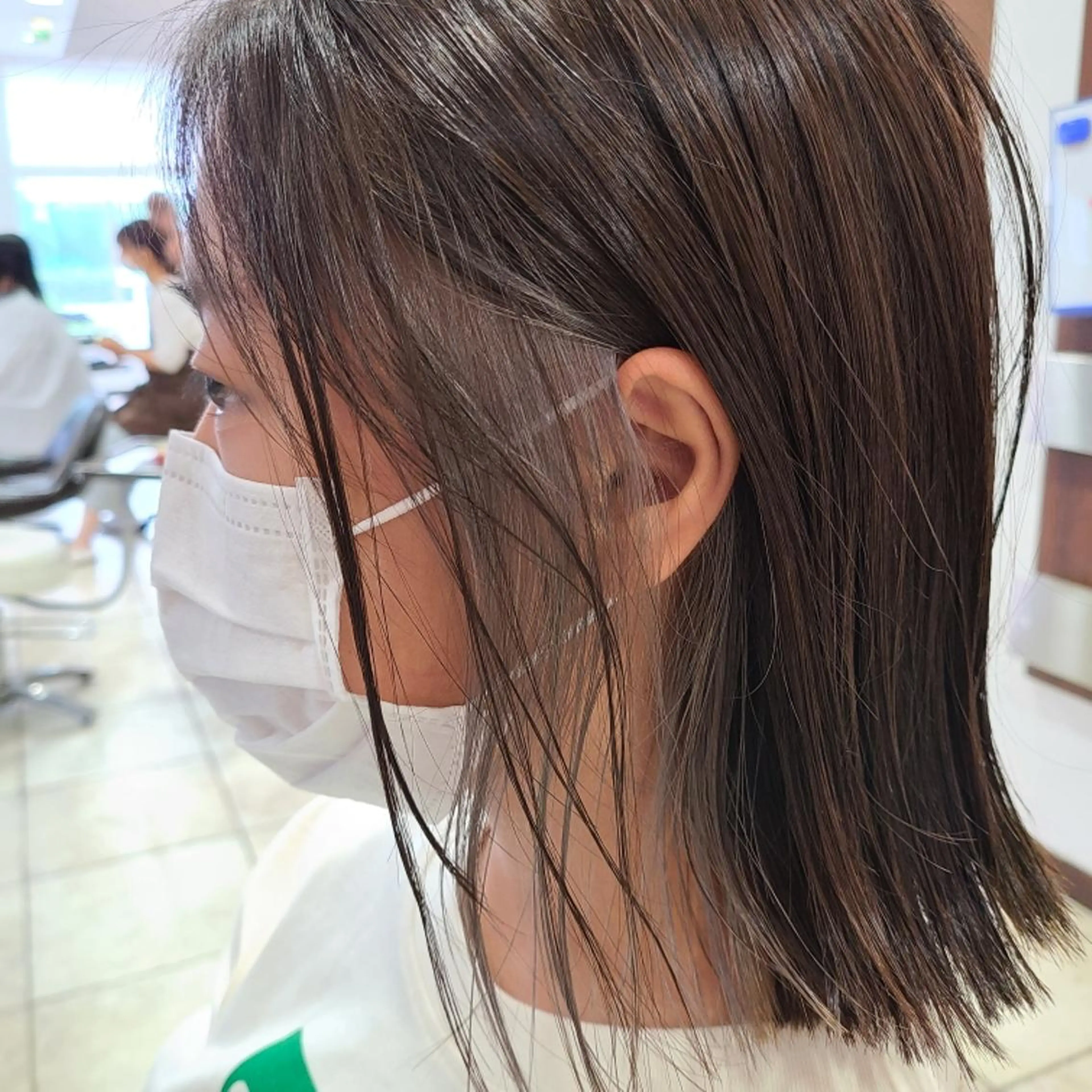 ミディアム カラー ブリーチ、デザイン  カラー福士直矢のヘアスタイル