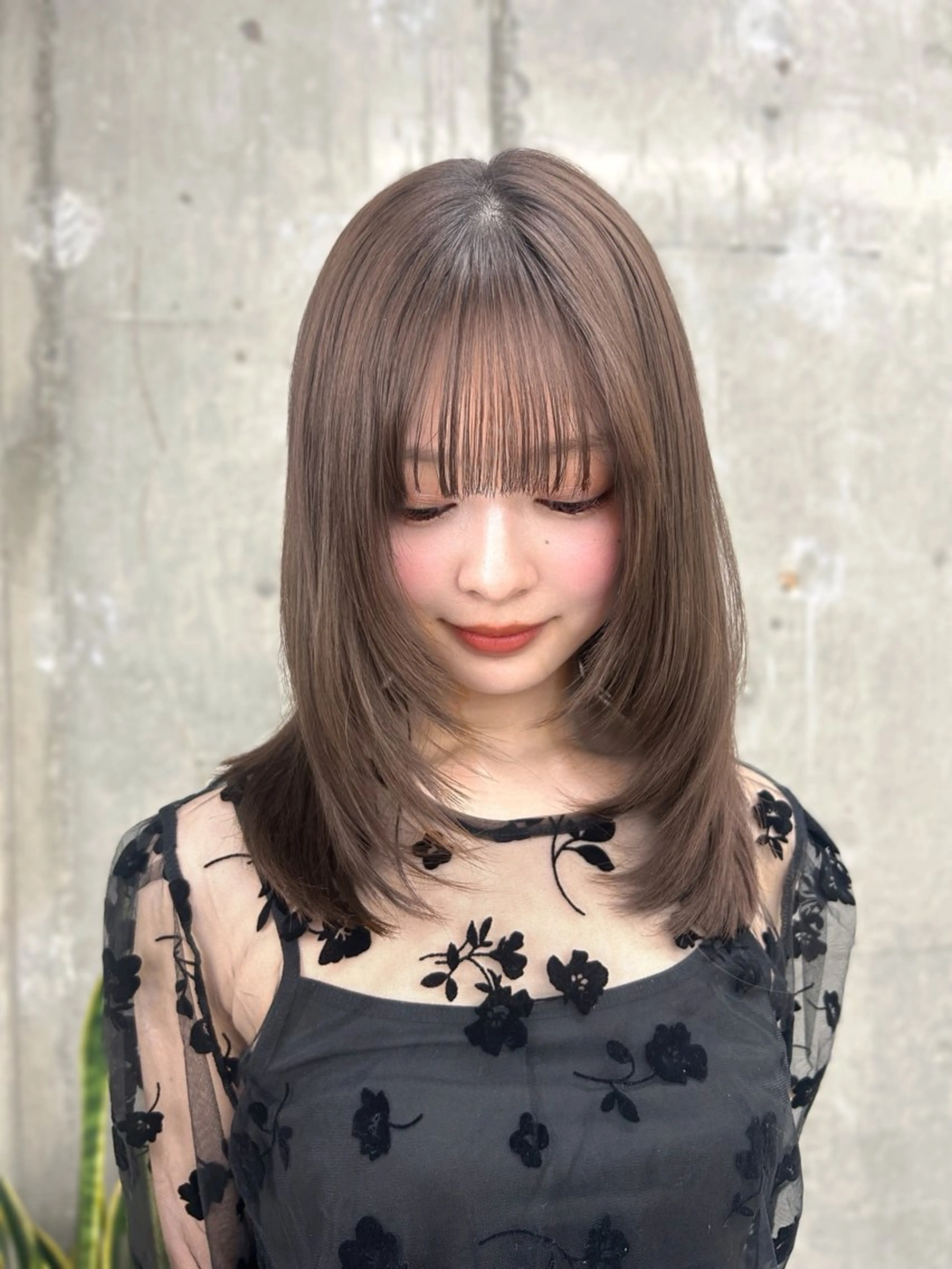 セミロング 🌸透明感/レイヤー / 栗林 彩🌸のヘアスタイル