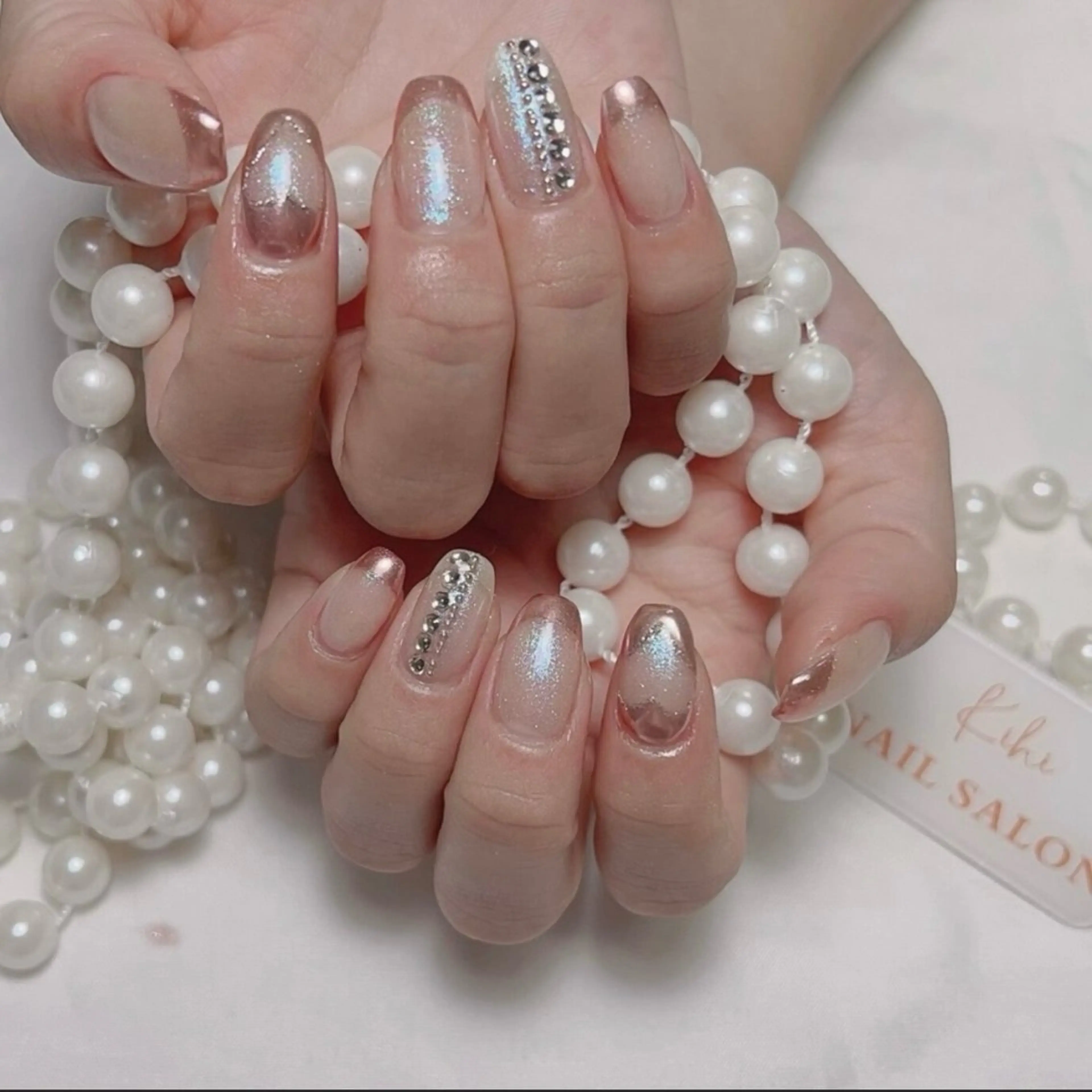 ネイル アートネイル フレンチネイル ジェルネイル グラデーション 韓国ネイル ハンドネイル 💕鈴木ユリ パラジェル/オフ無料のネイルデザイン