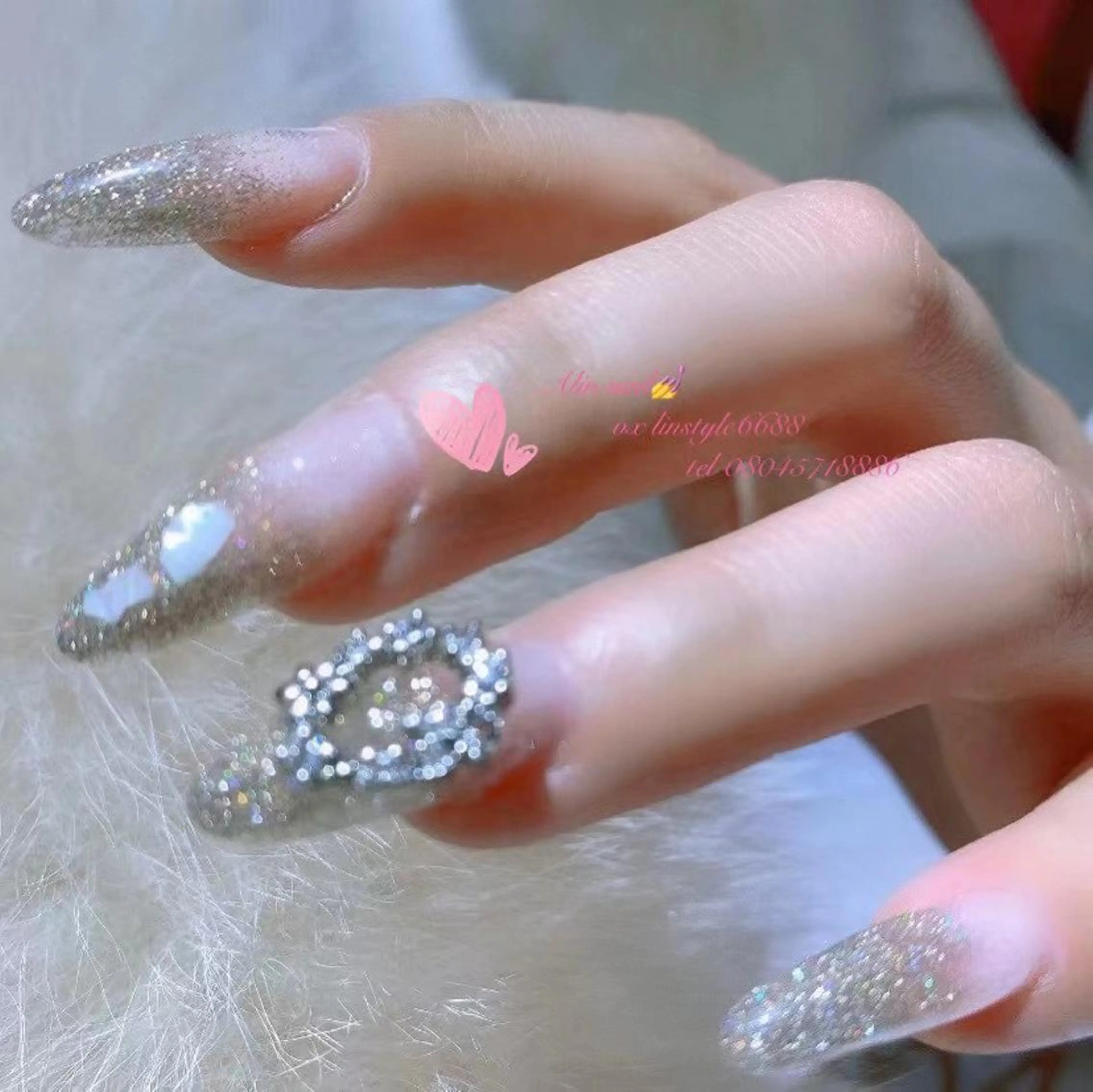 ネイル ネイルサロン 9Carats神田のネイルデザイン