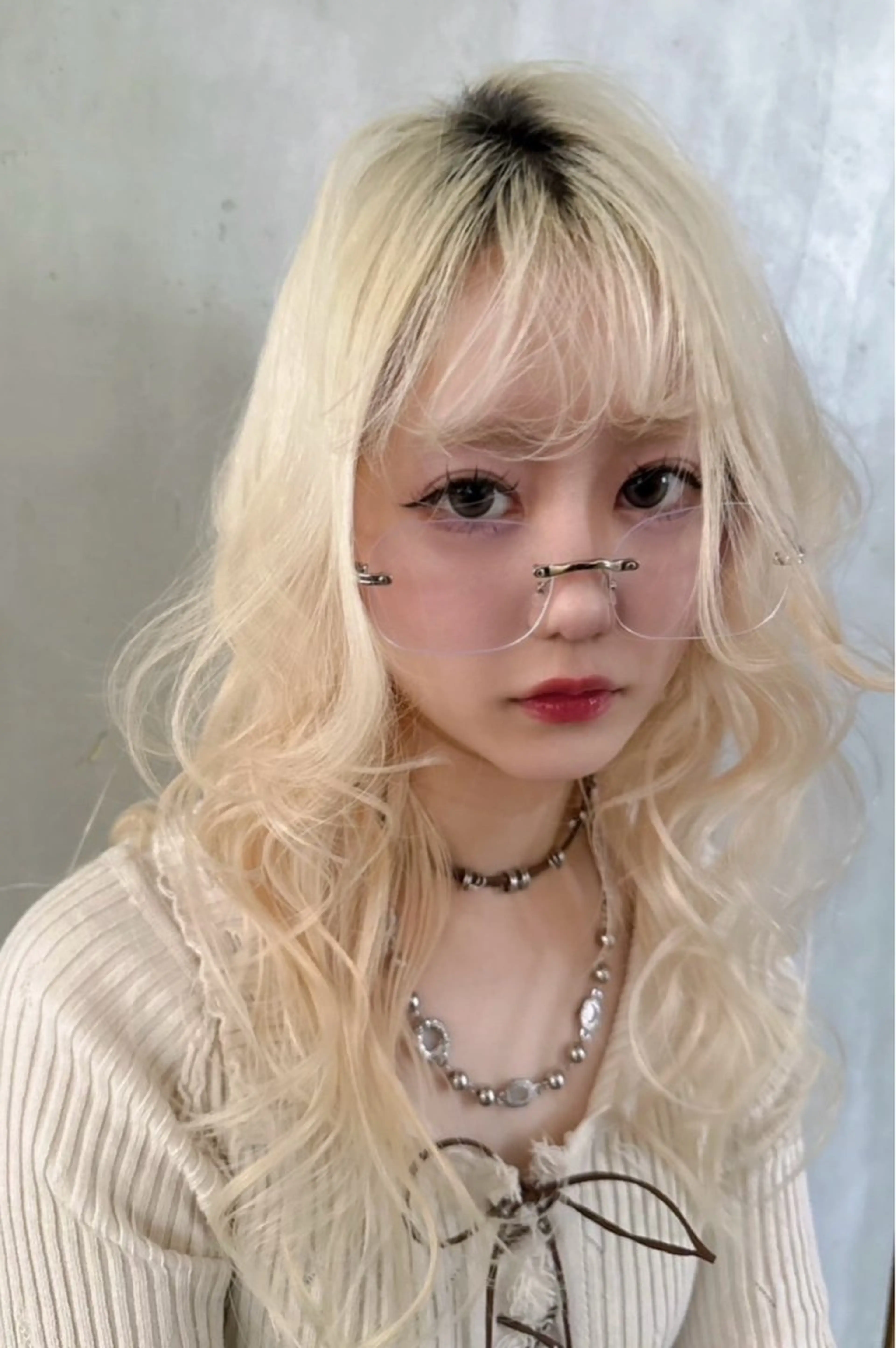 ロング カラー 🎨ハイトーン 派手髪カラーのヘアスタイル