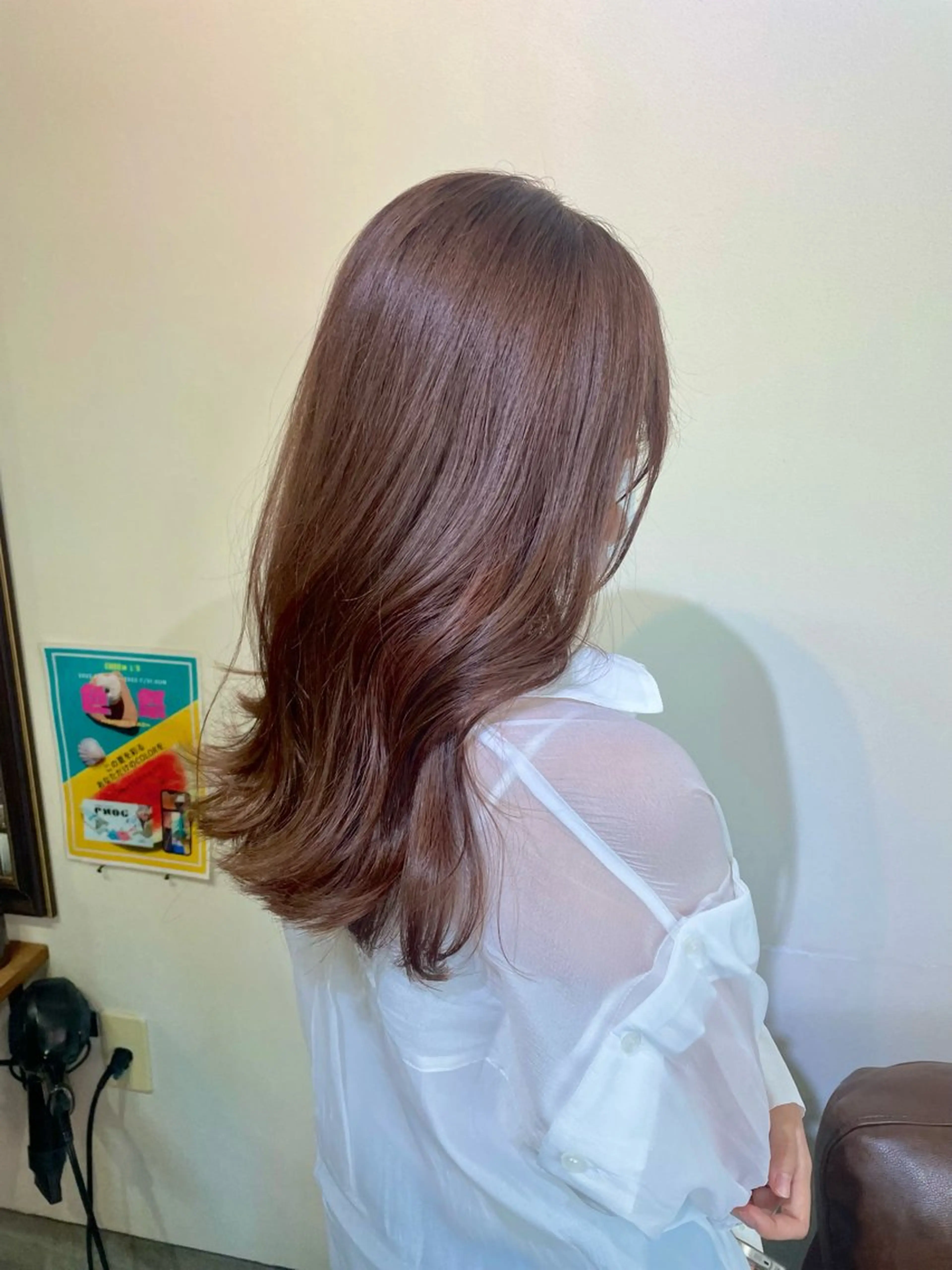 セミロング カラー ブラウンカラー ピンクカラー ピンクブラウン トリートメント メンズパーマ✨️村越 雄斗のヘアスタイル