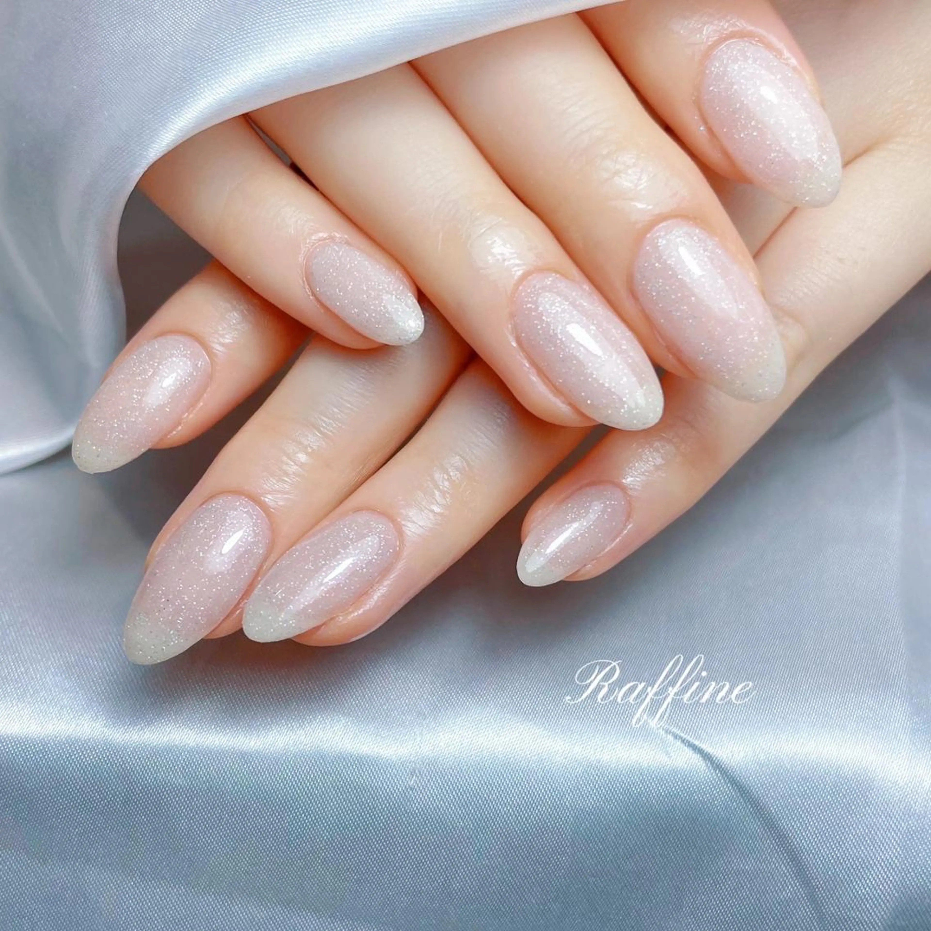 ネイル ハンドネイル RAFFINE haru🦋🩵のネイルデザイン