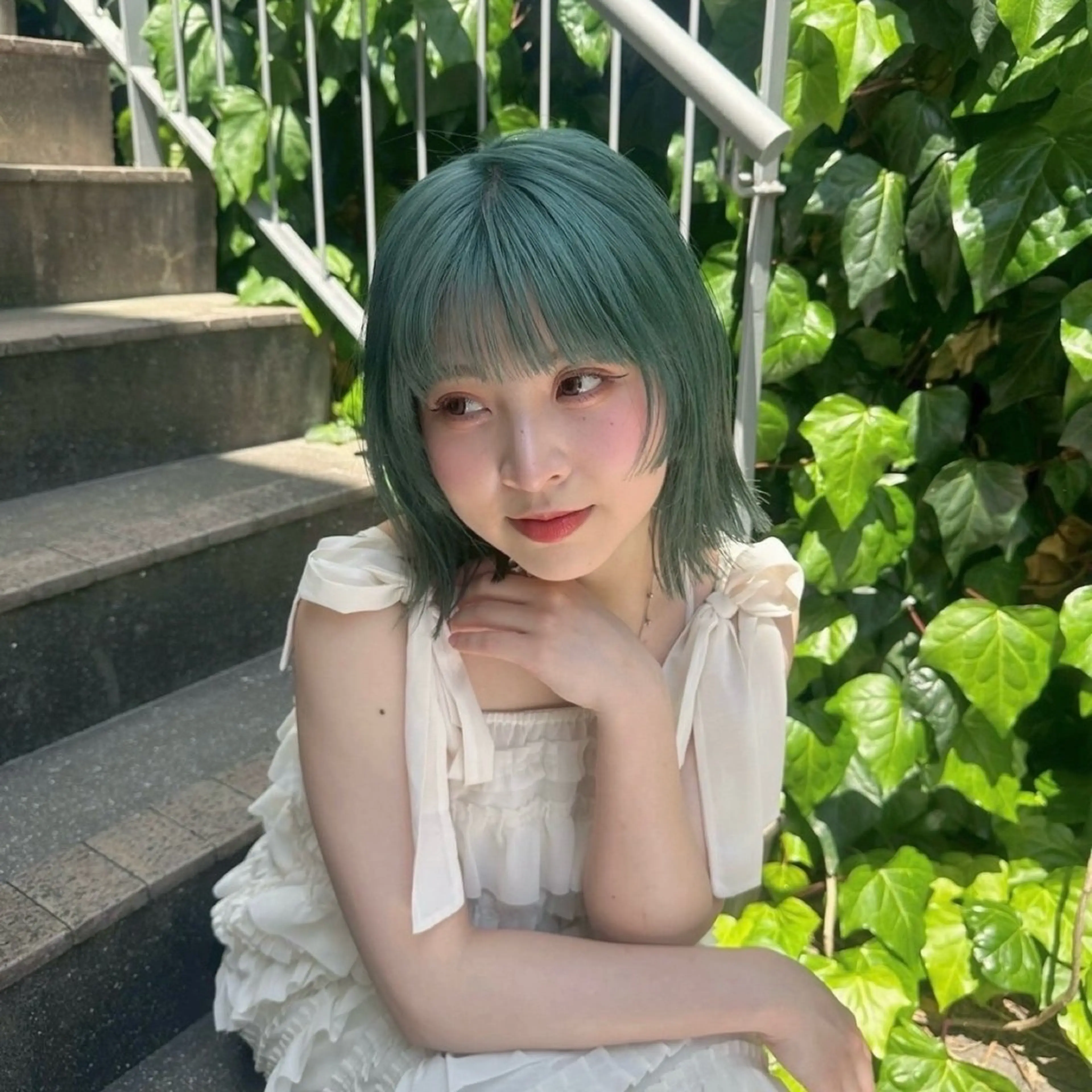 ショート ヘアカラー トリートメント aoi /ニュアンス /透明感カラーのヘアスタイル