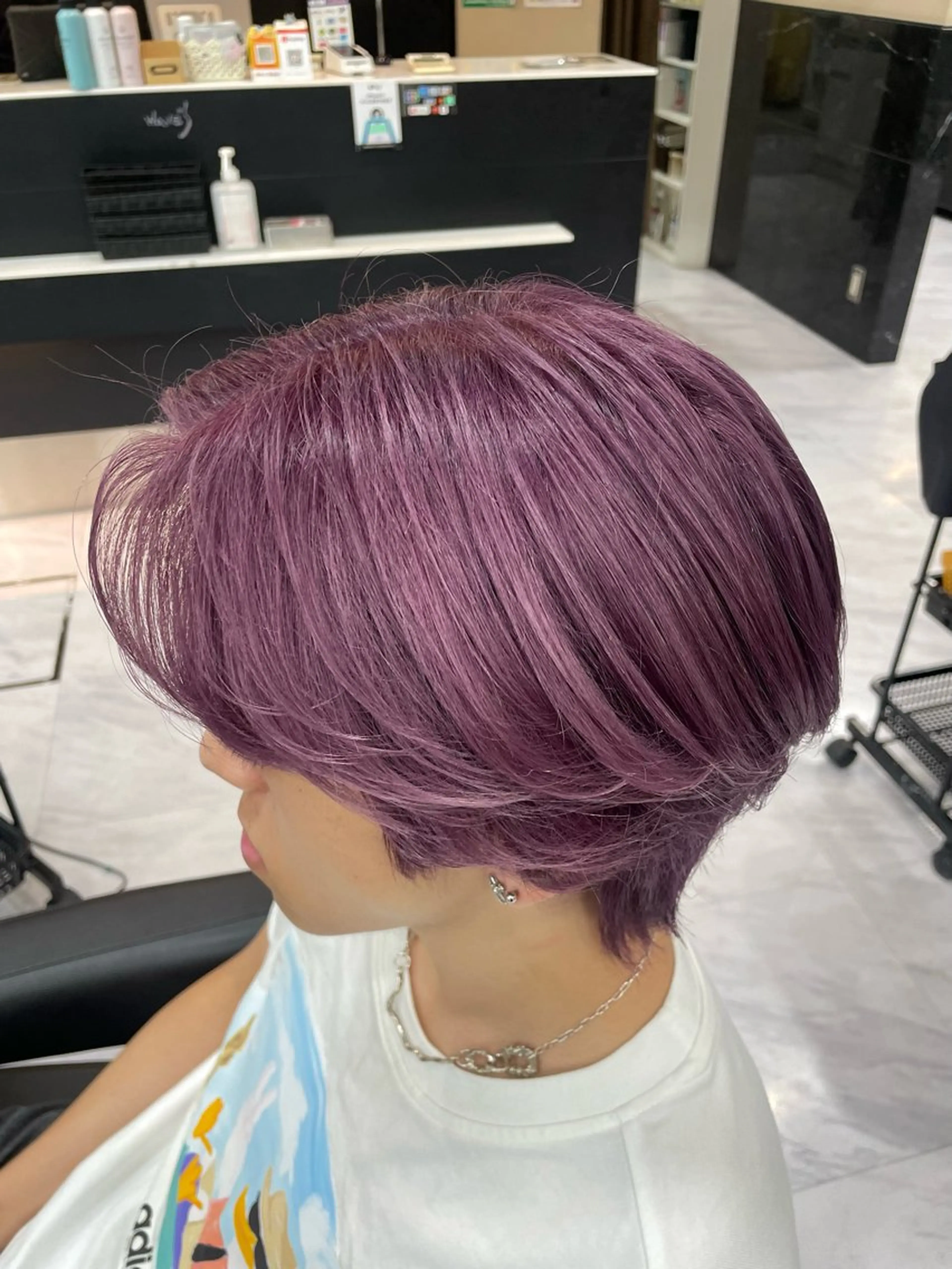 カラー メンズ ピンクカラー ピンクパープル カット ヘアカラー 🐥くまがい💛 ダブルカラー／パーマのヘアスタイル