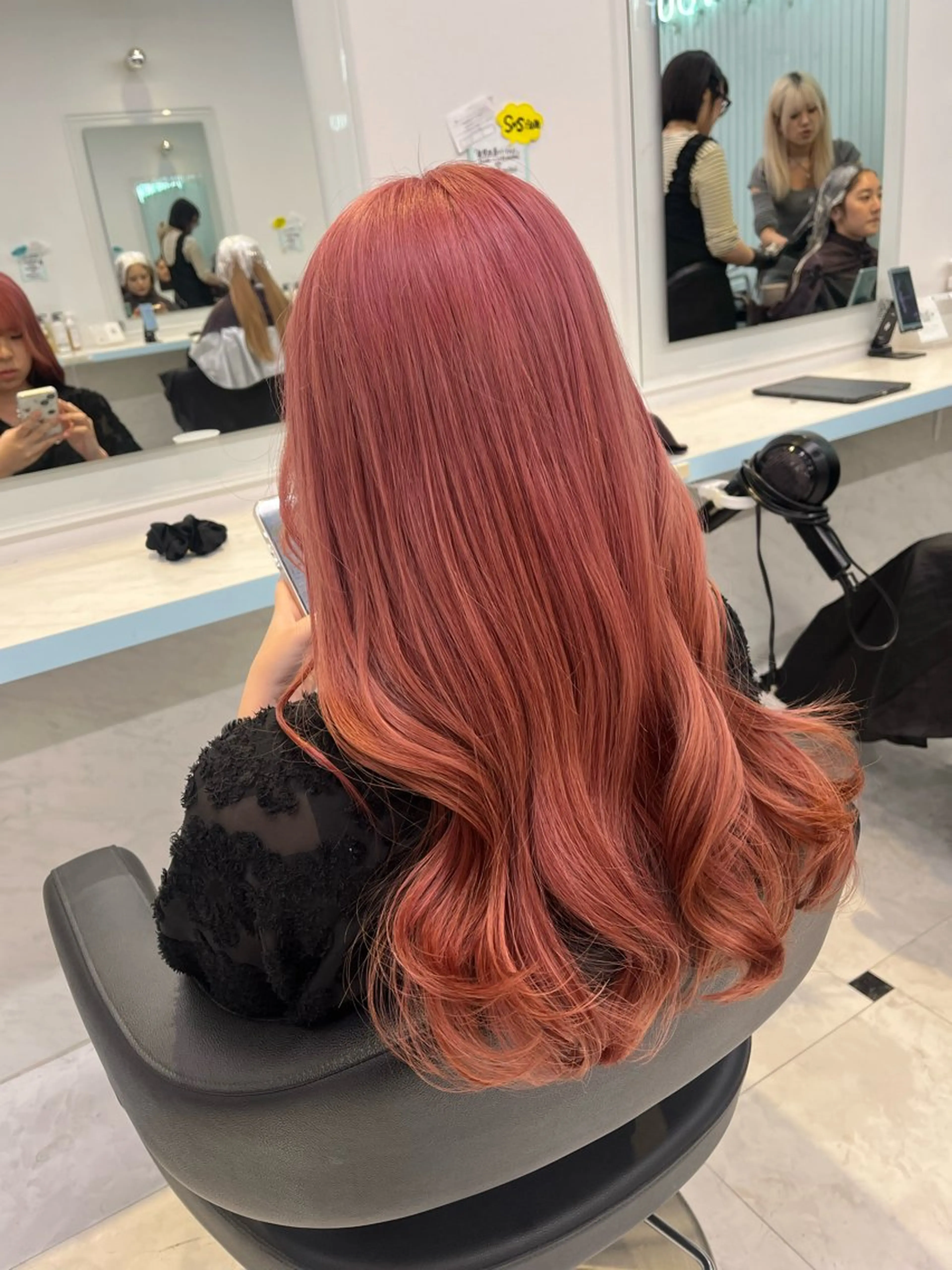 ロング カラー ヘアカラー トリートメント ブリーチカラー 🩵MIZUKIのヘアスタイル