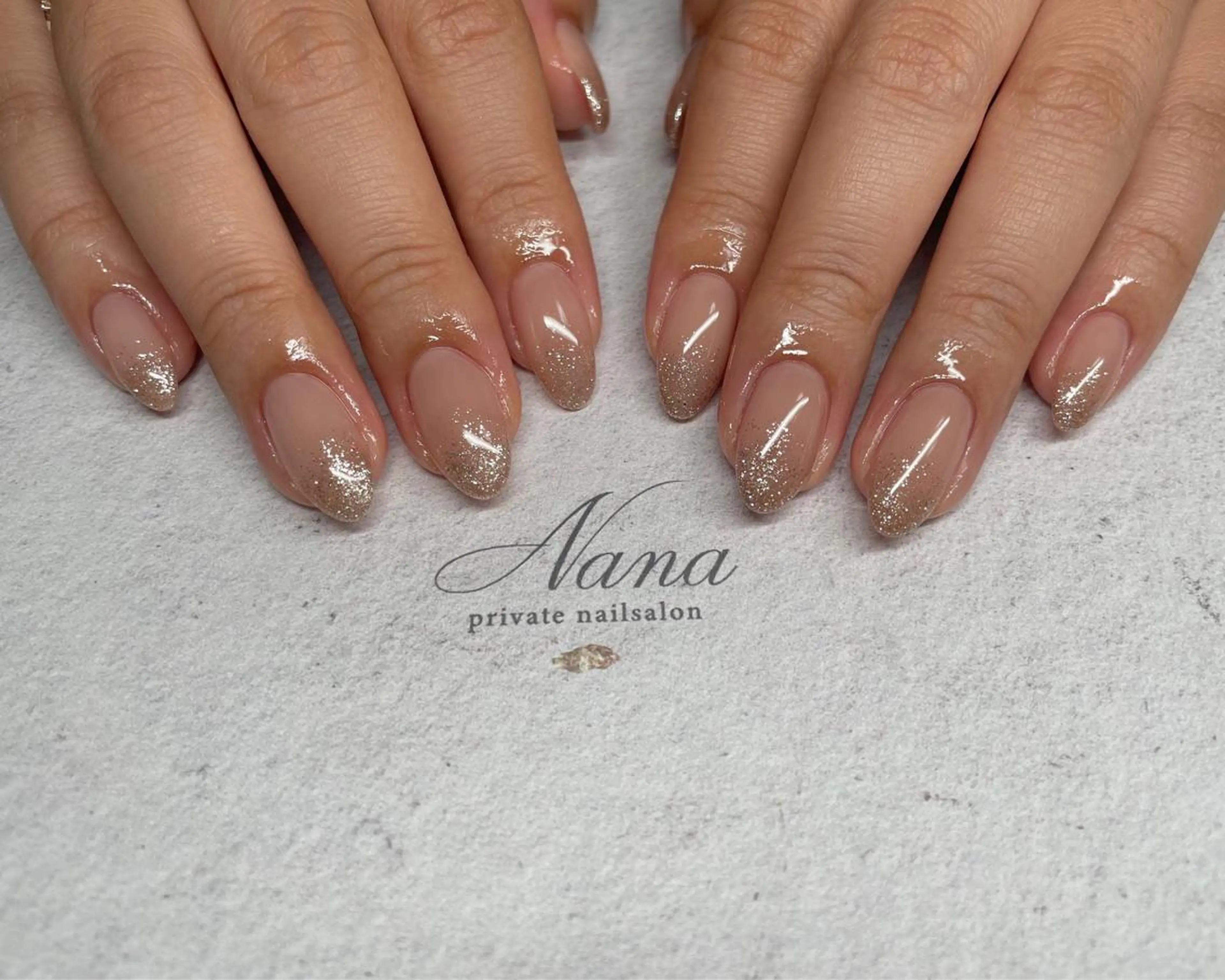 ネイル グラデーション ラメ(グリッター) ラメグラデーション ハンドネイル nailsalon NANAのネイルデザイン