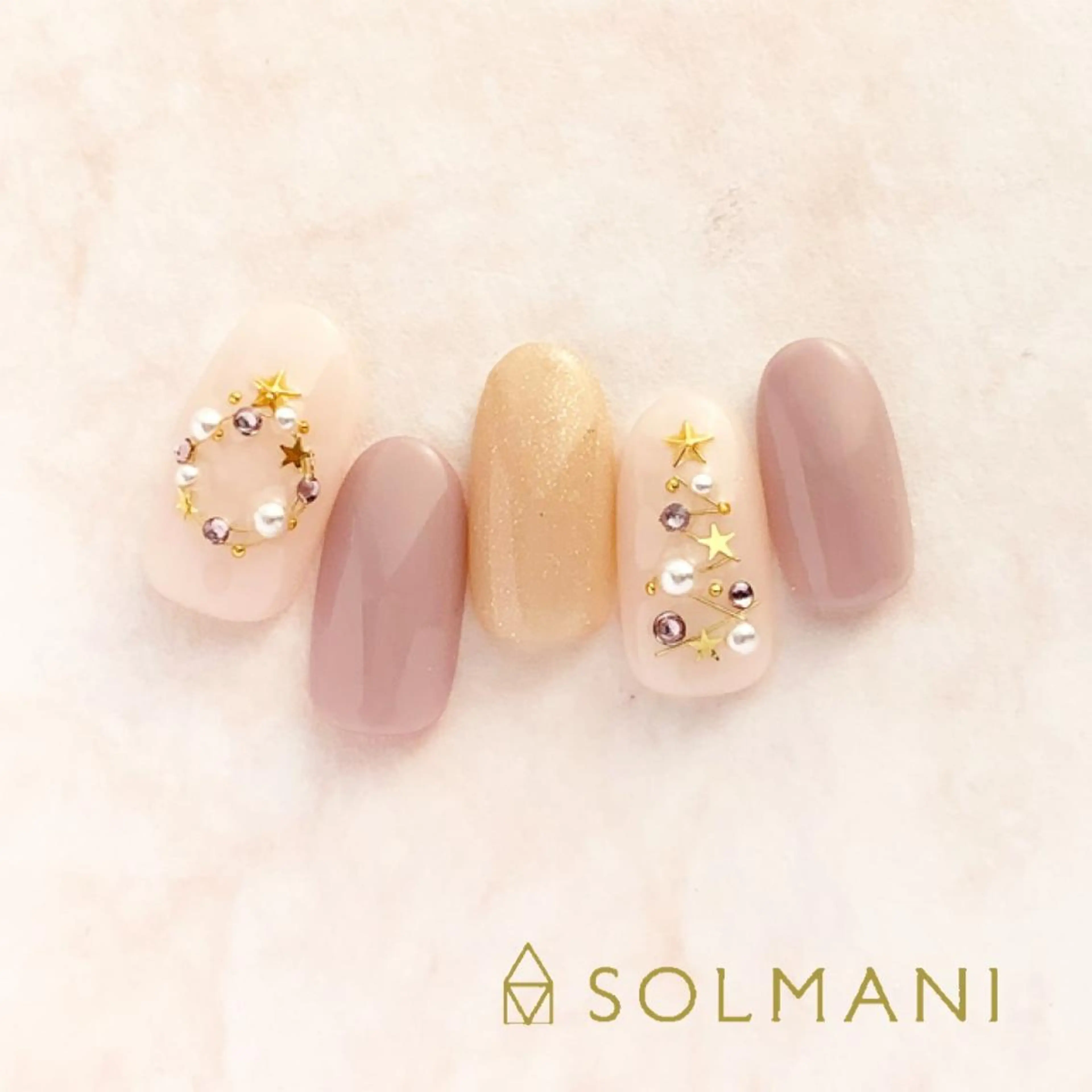 ネイル 冬ネイル クリスマス SOLMANI 予約担当のネイルデザイン