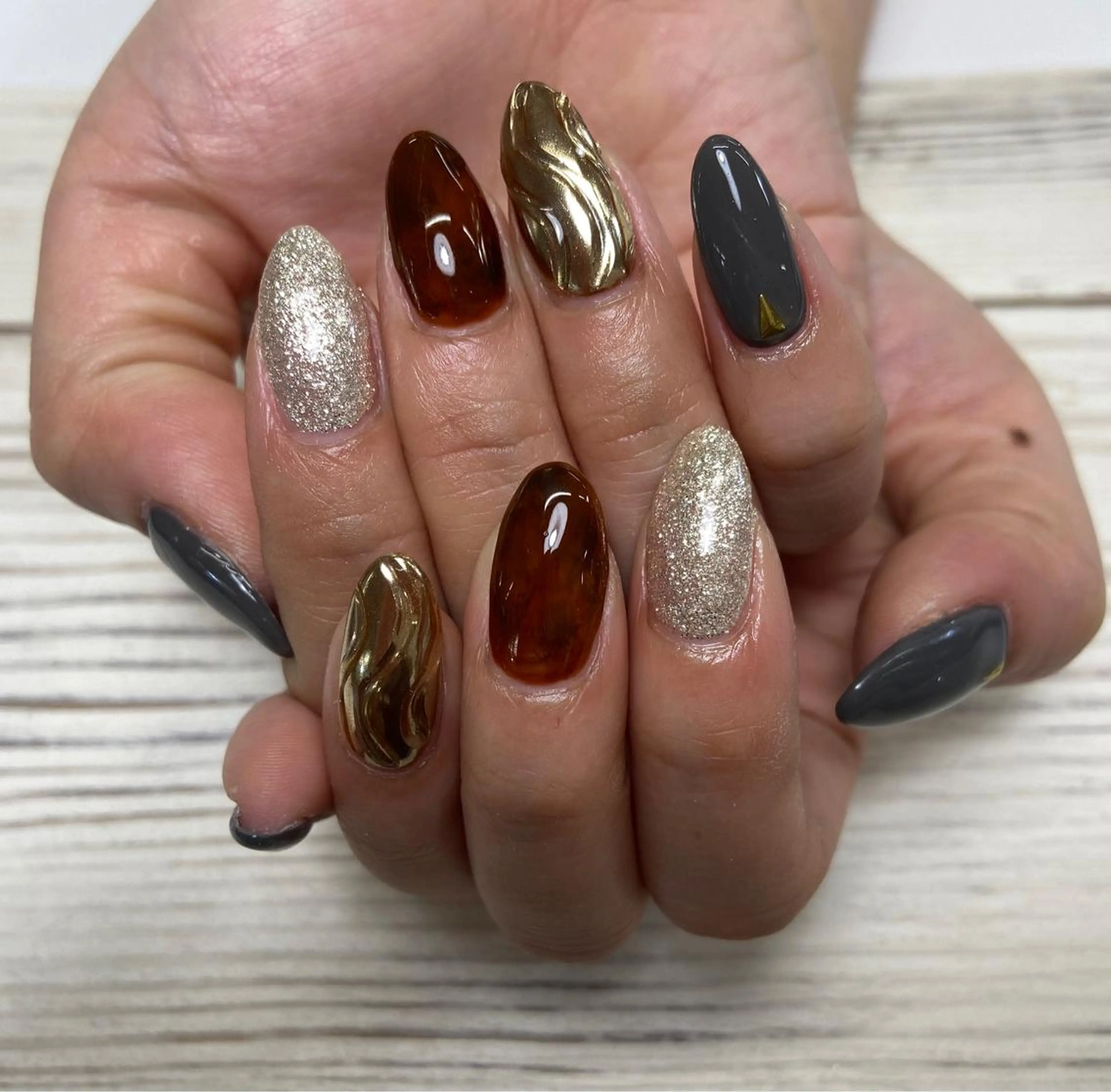 ネイル MAXKELLY  福岡天神所属・MAXKELLY natsuのネイルデザイン