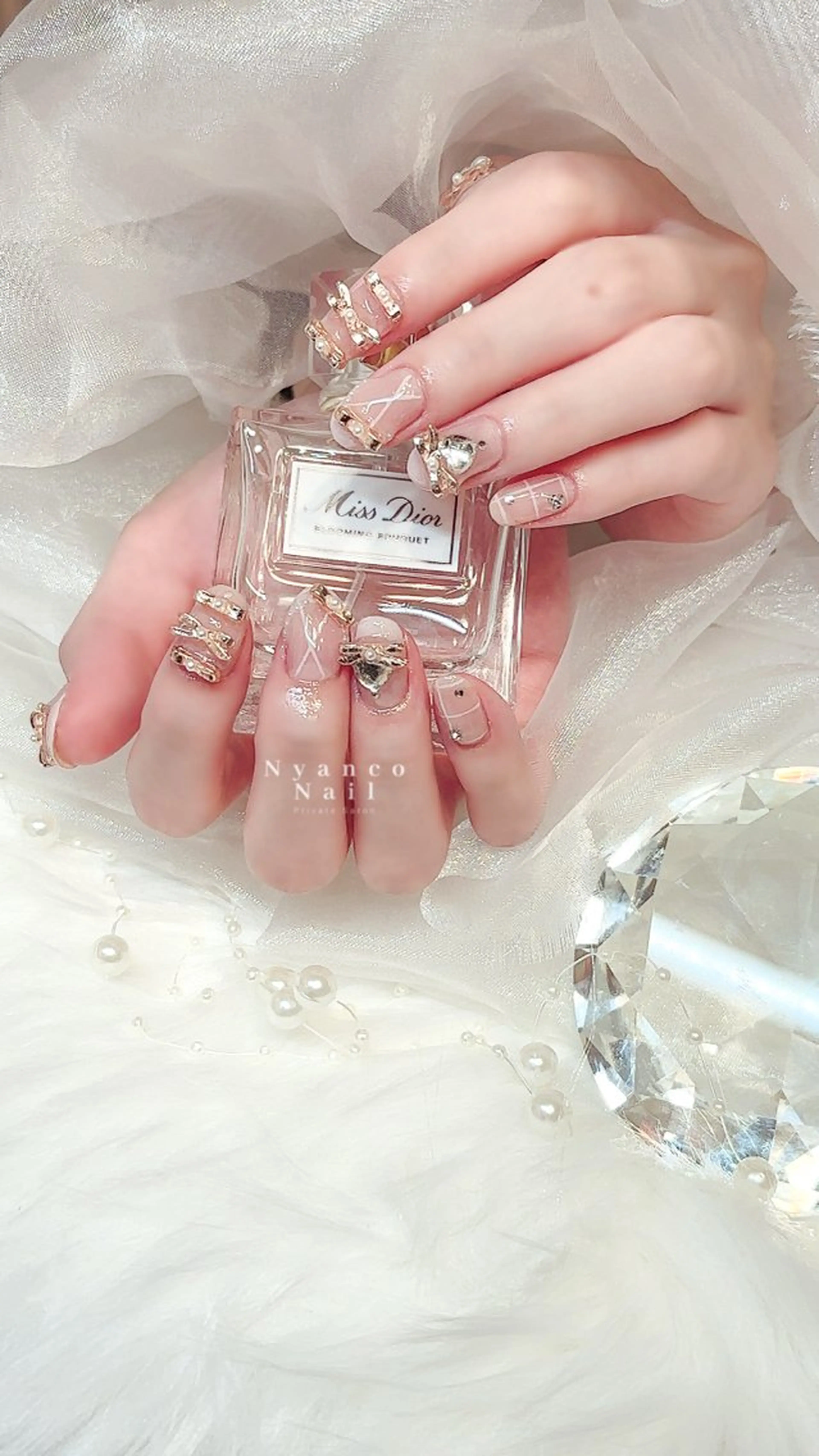 ネイル フレンチネイル ジェルネイル 氷ネイル・うるうるネイル キラキラネイル リボン Nyanco Nailのネイルデザイン