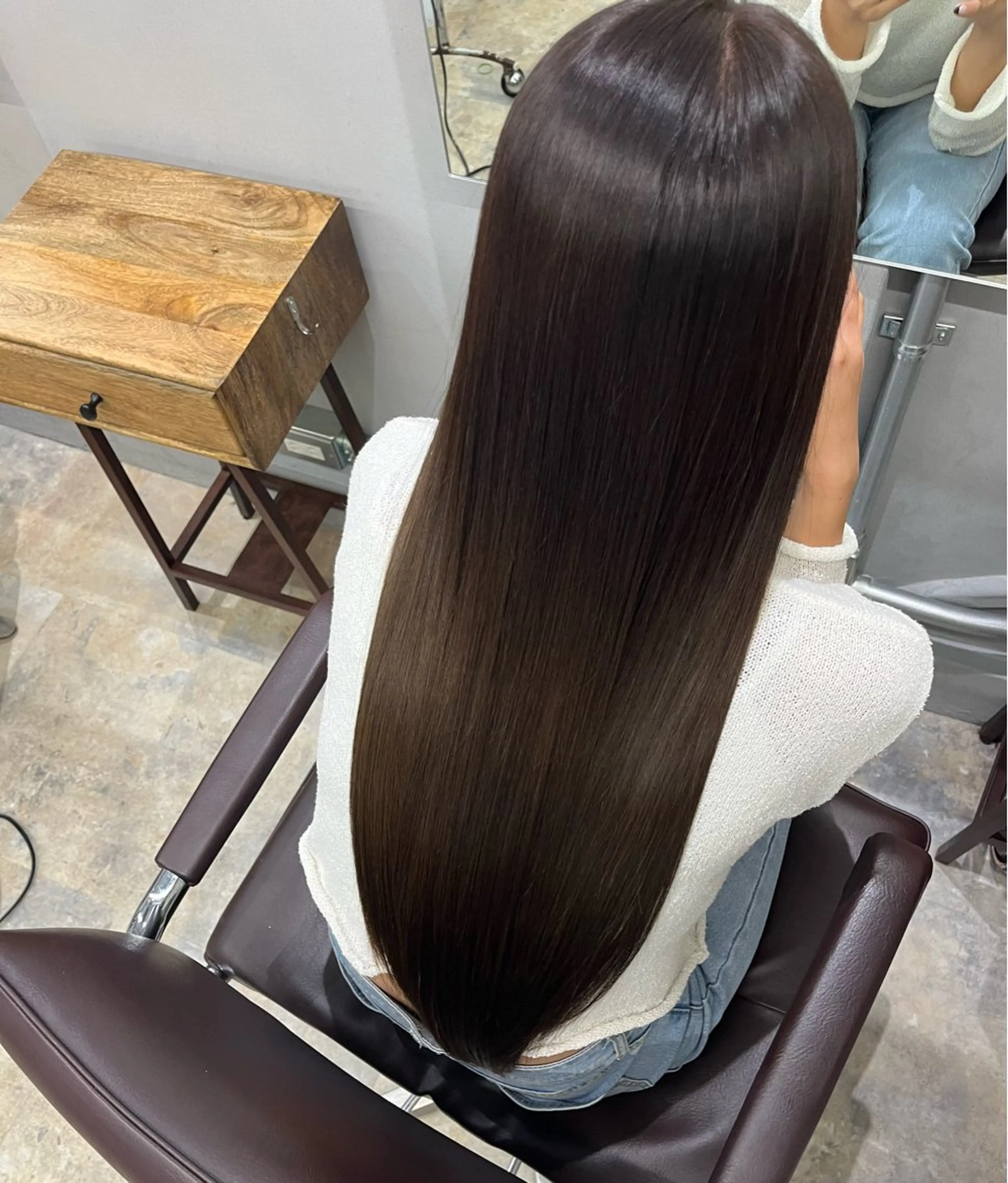 ロング 縮毛矯正 かわにし ひなた🐰のヘアスタイル