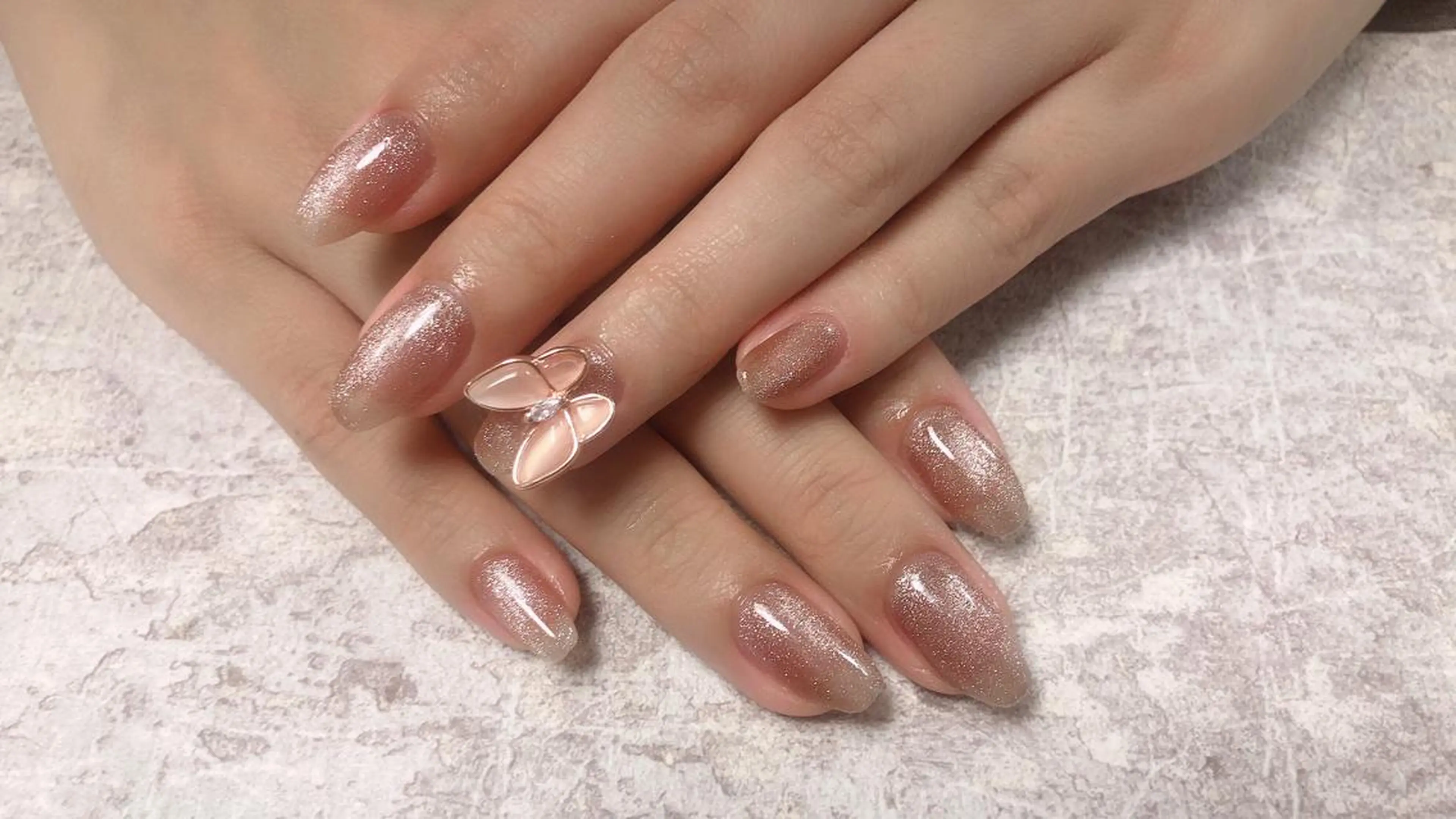 ネイル マグネットネイル ハンドネイル Mogu nail 二子玉川のネイルデザイン