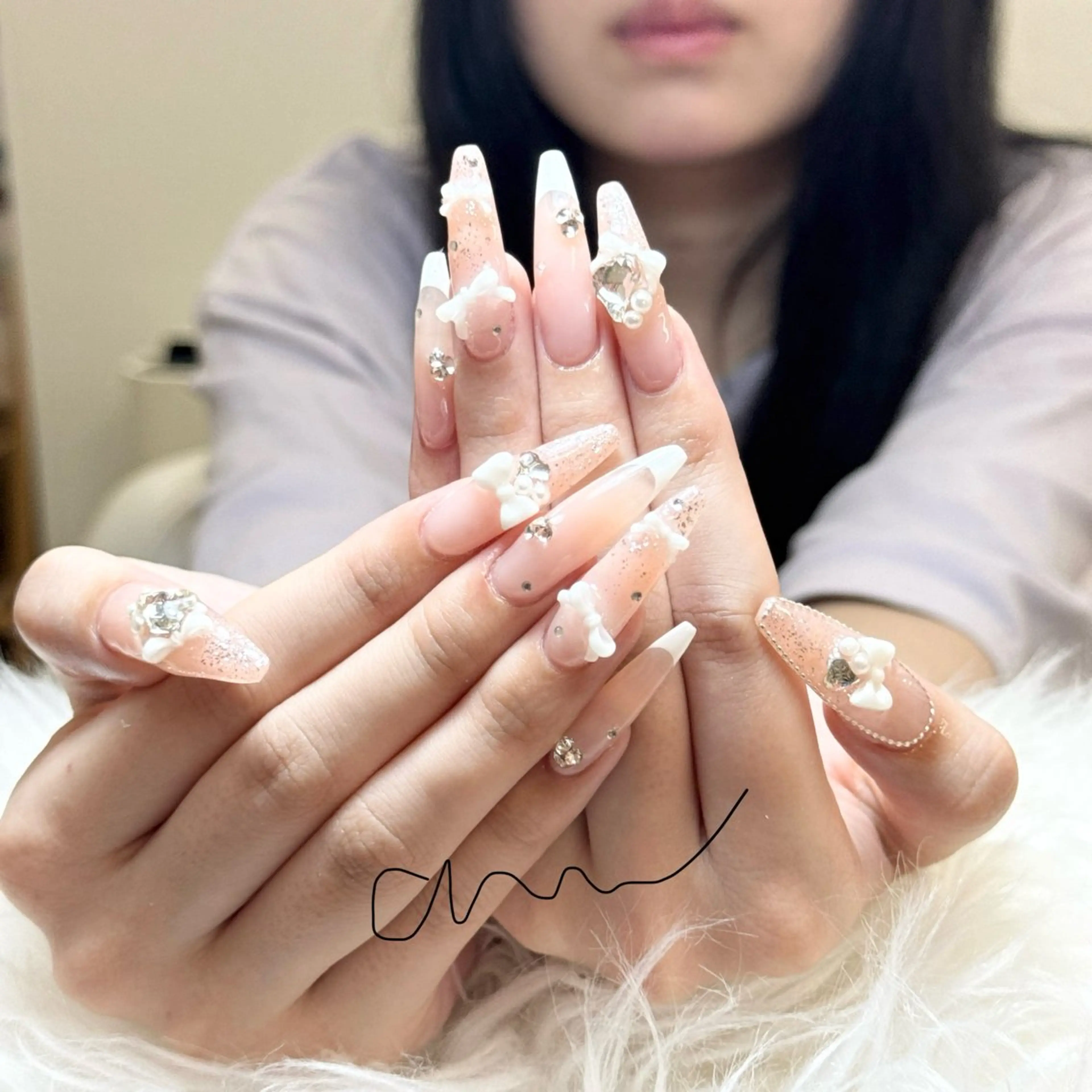 ネイル アートネイル オーロラネイル チークネイル 長さ出し フットネイル ハンドネイル Anh 高田馬場のネイルデザイン