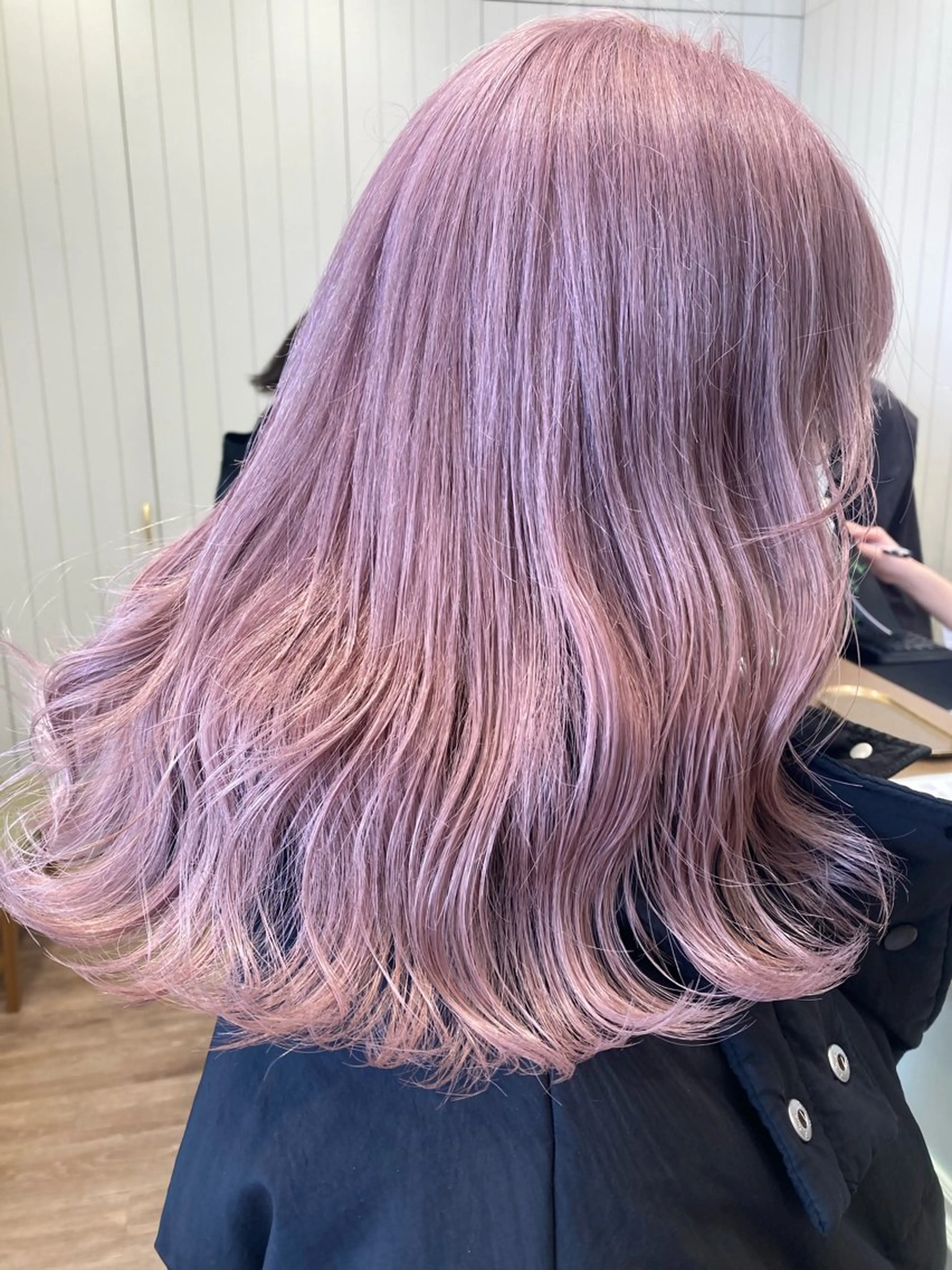 ミディアム 学生 ヘアカラー むらたみずき /大宮ブリーチカラーのヘアスタイル