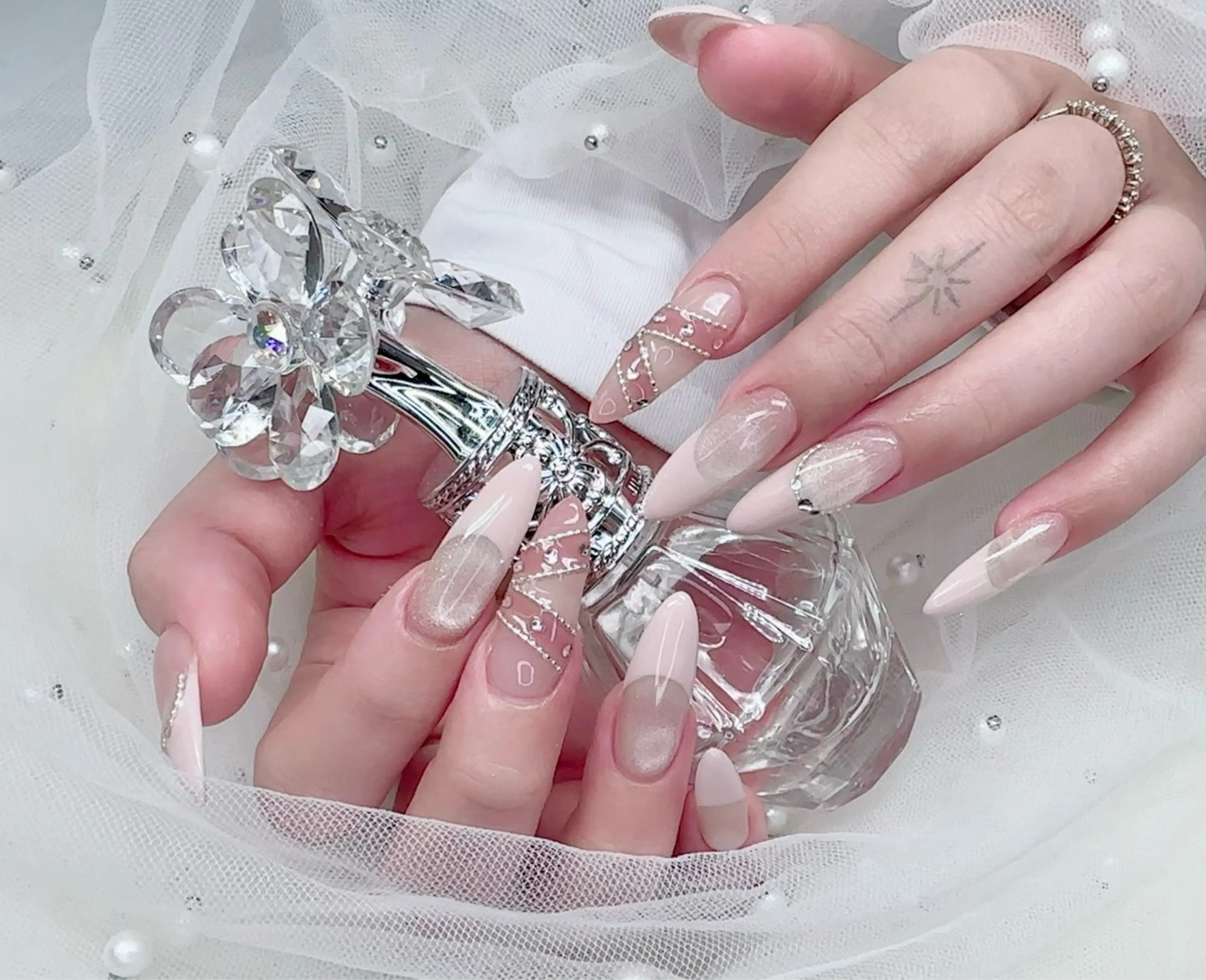 ネイル R salonのネイルデザイン