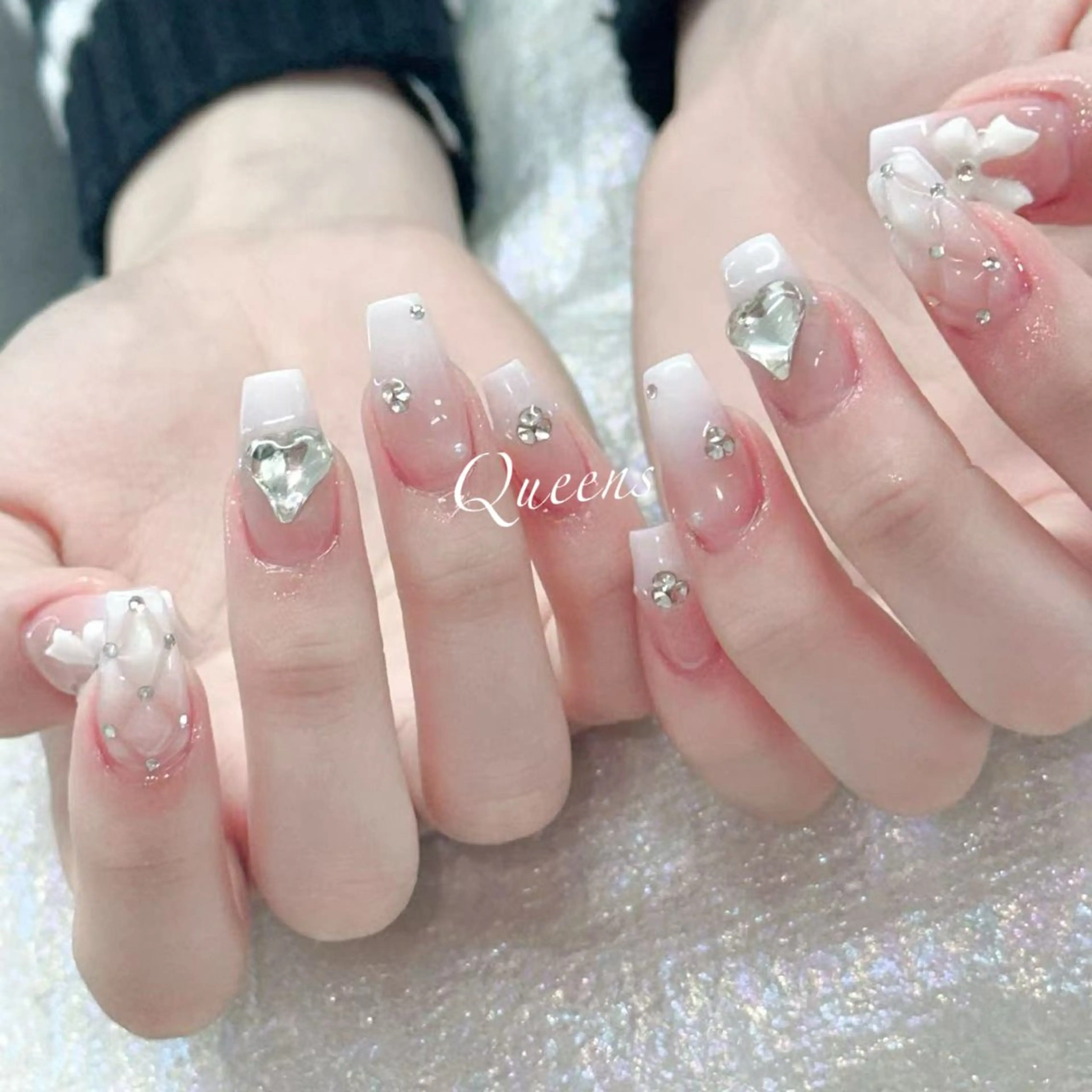 ネイル ハンドネイル Queens マオのネイルデザイン