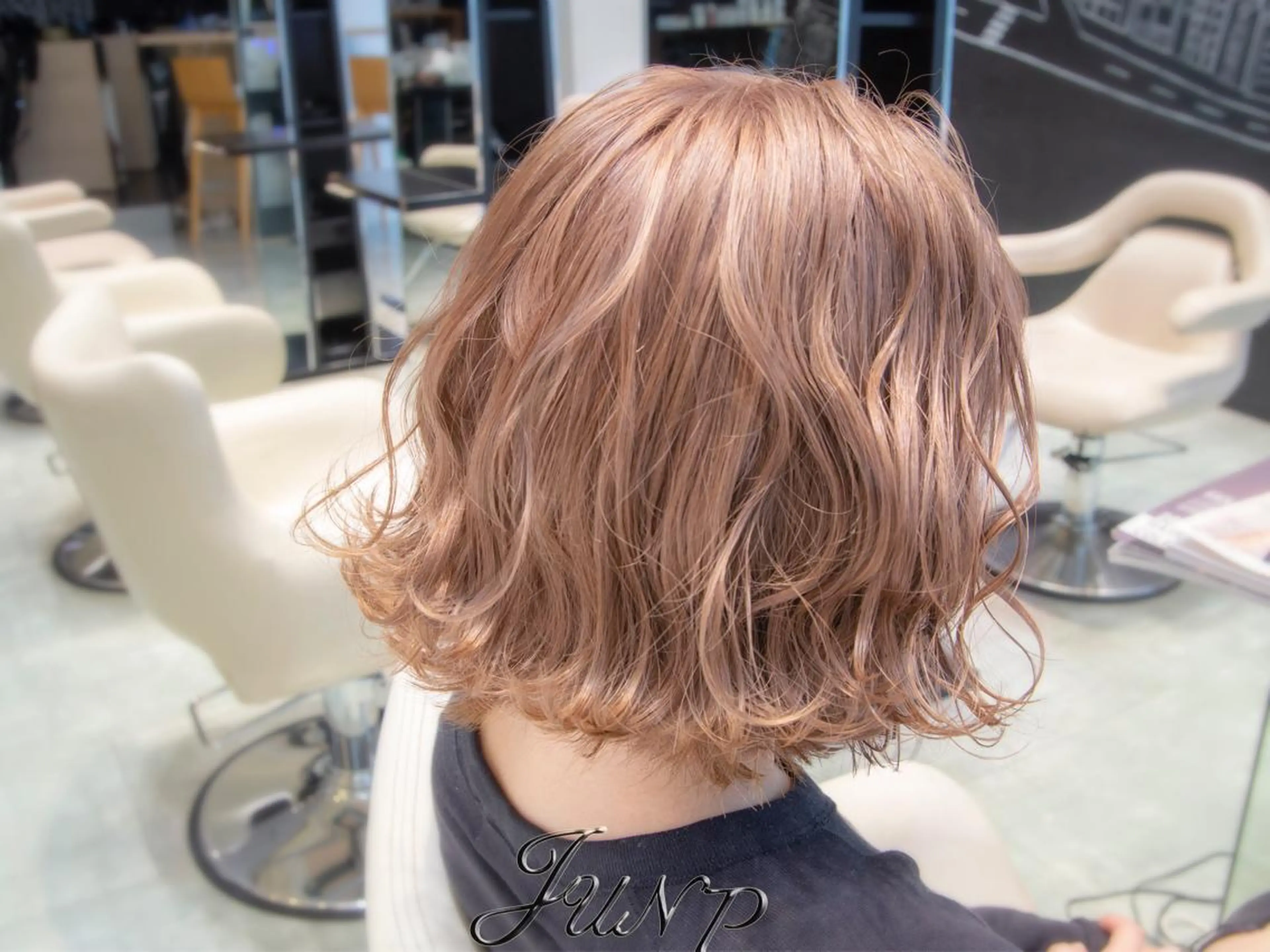 ショート カラー Re:ta Hair 飯田淳平のヘアスタイル