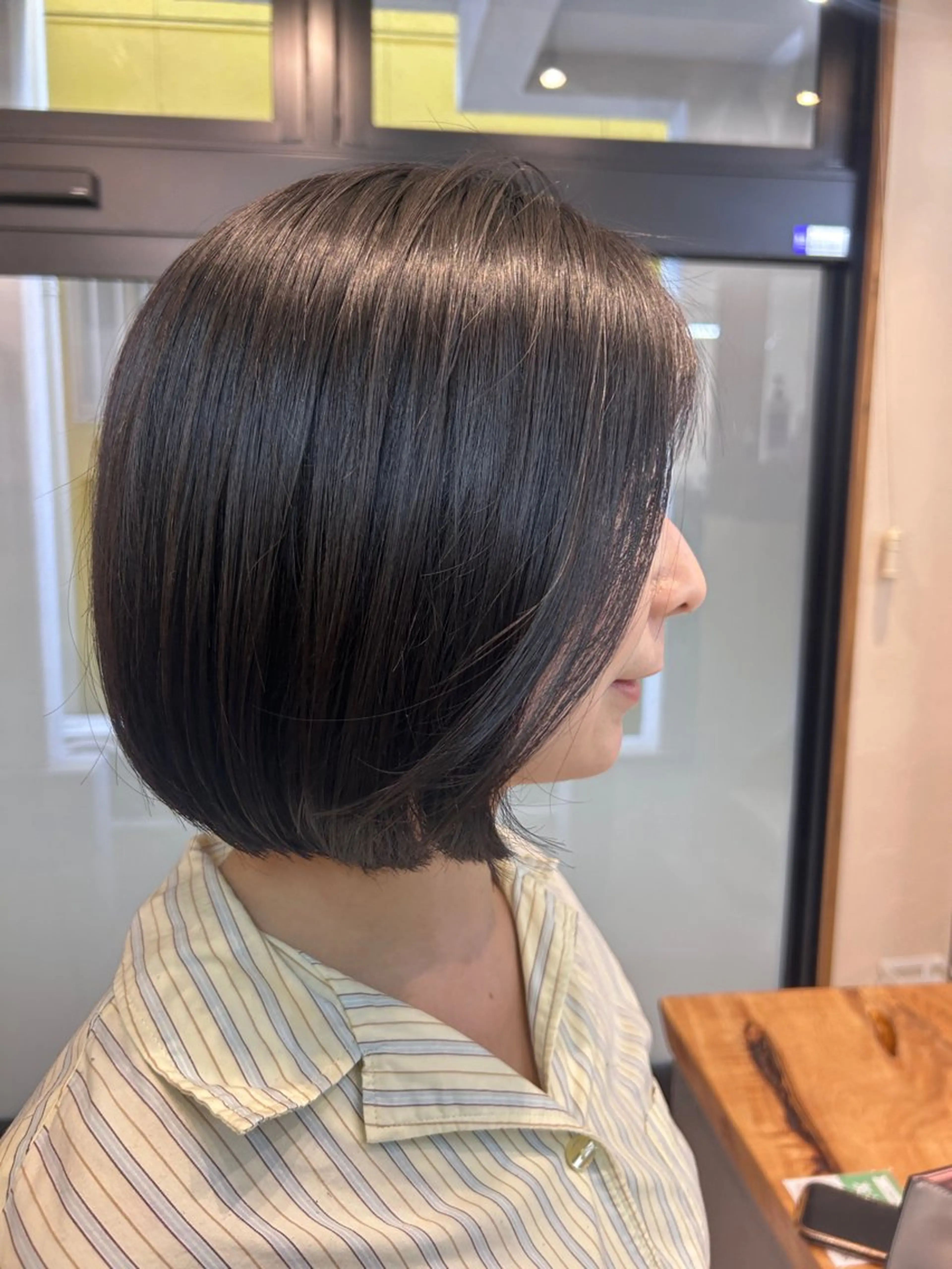 ミディアム 井上 萌のヘアスタイル