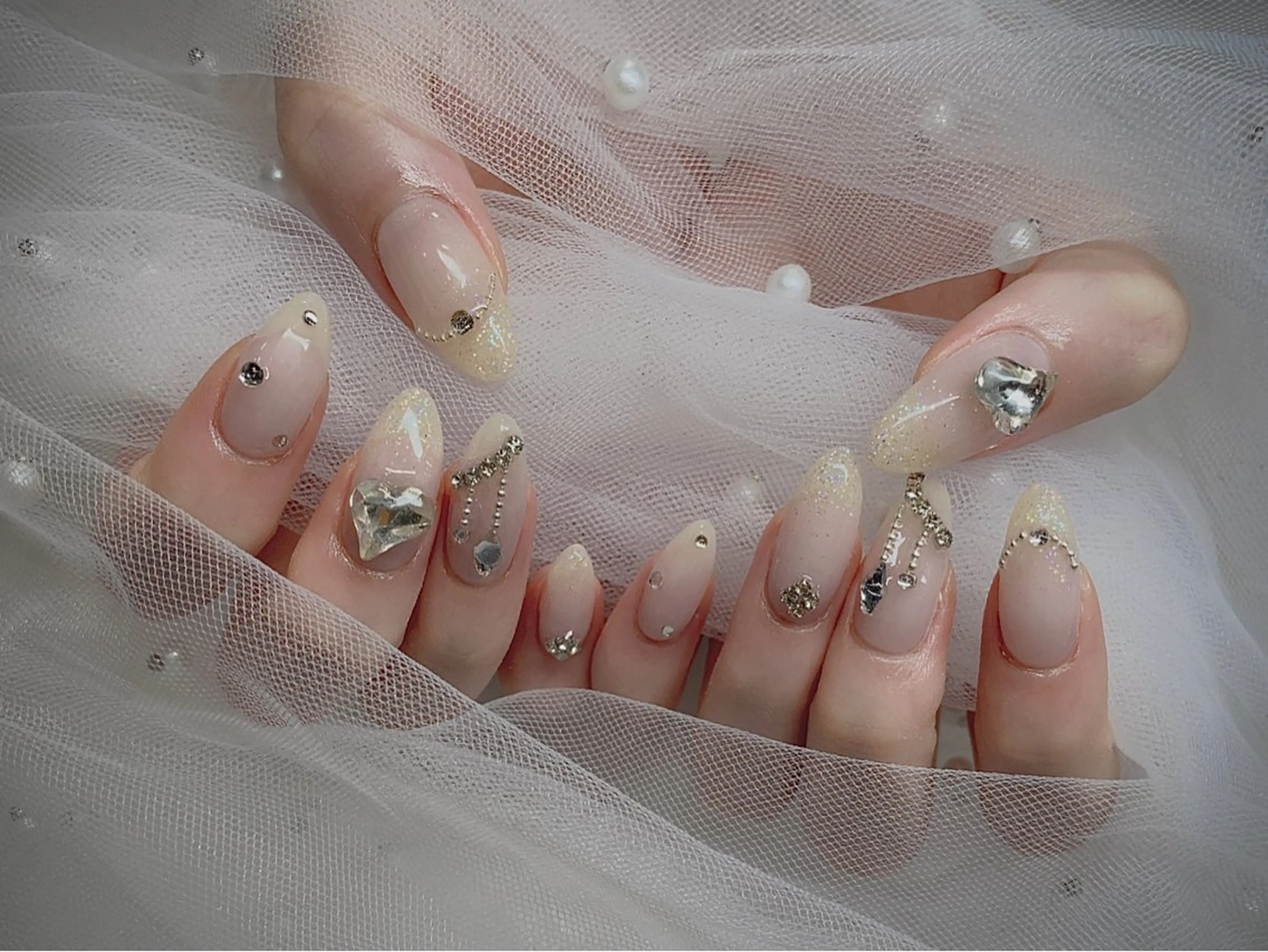 ネイル I-nailロング /ワンホン/キラキラのネイルデザイン