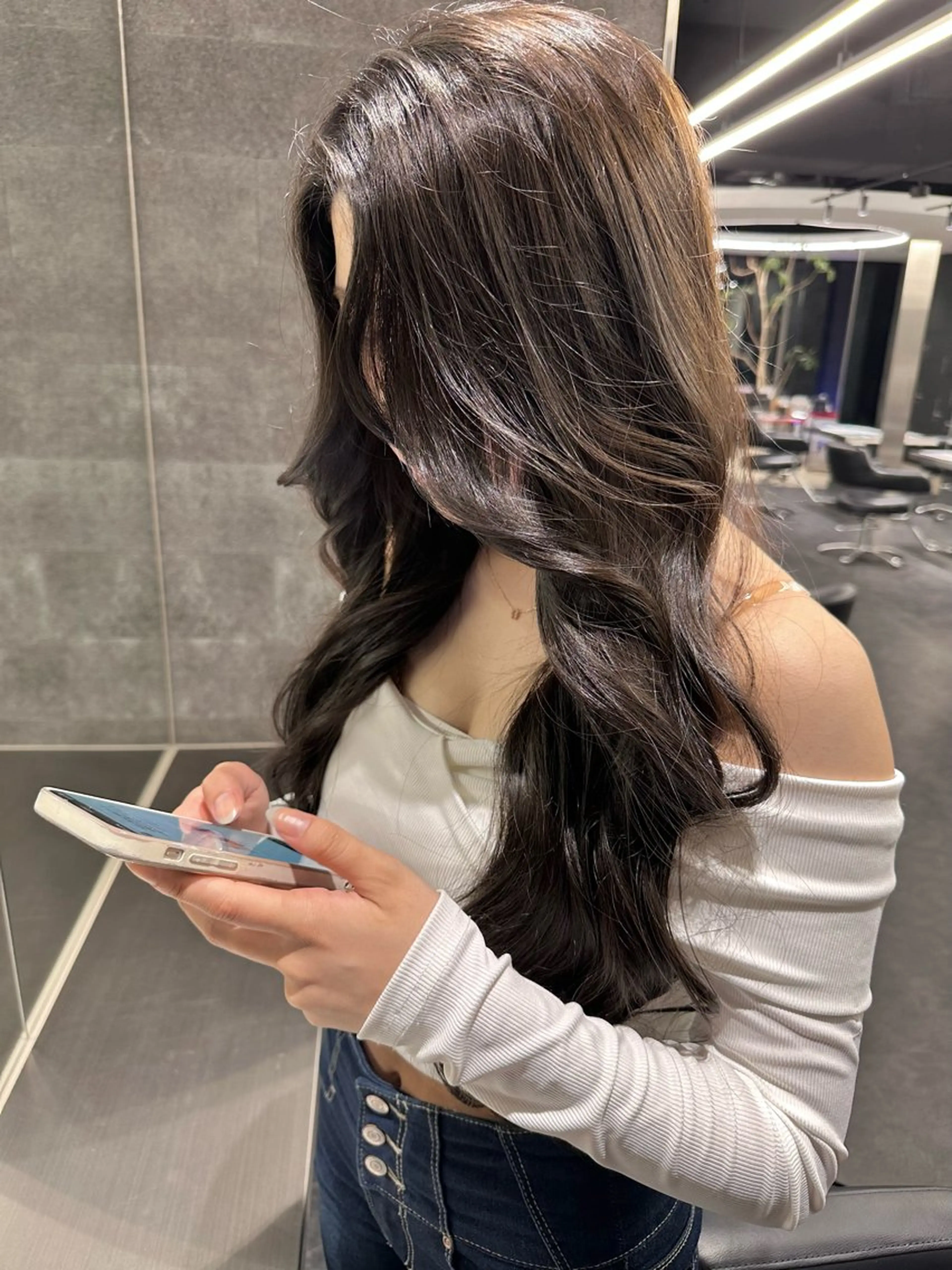 ロング カラー ヘアアレンジ CREST所属・谷口 怜音のヘアスタイル