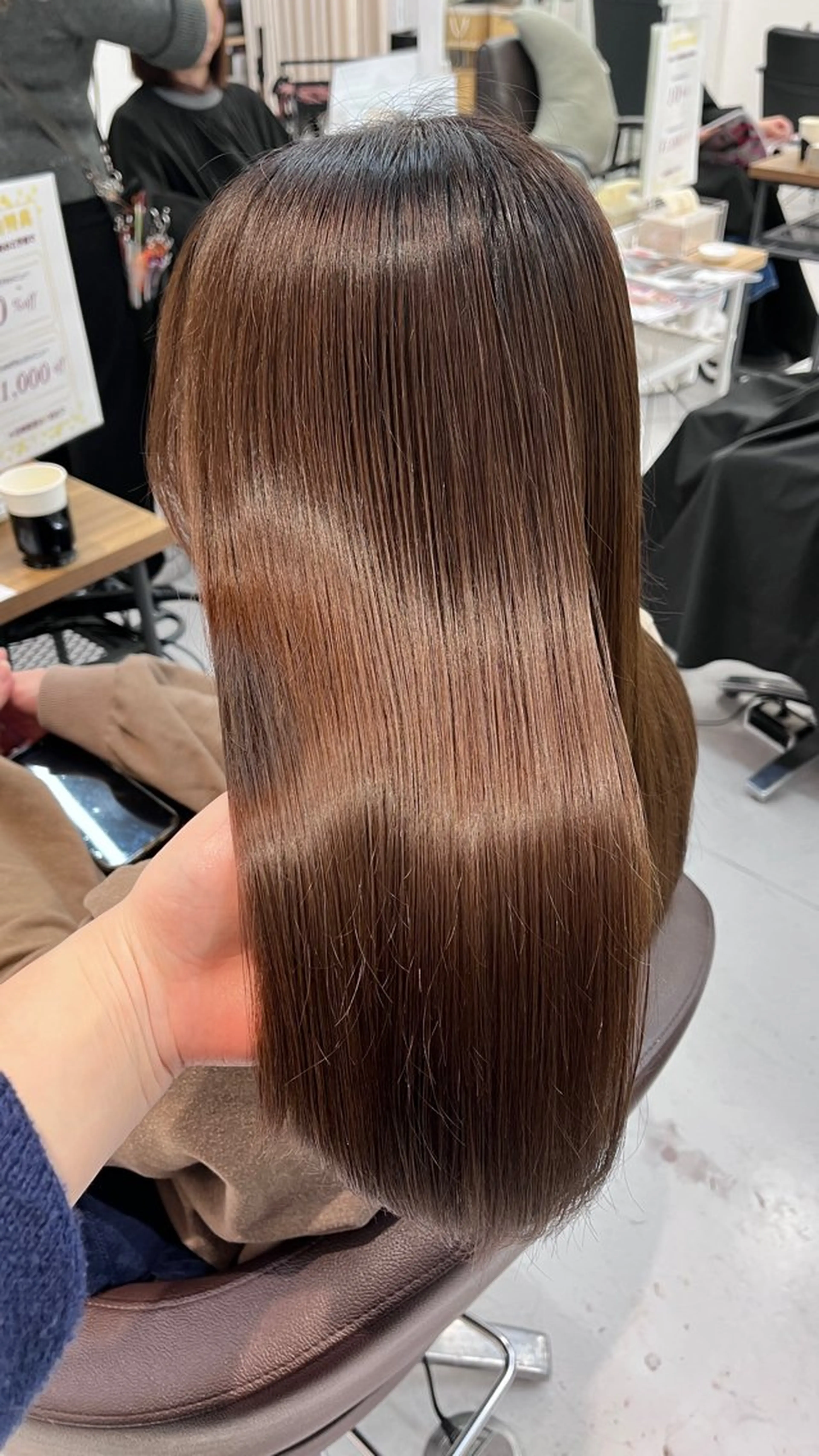 ロング カット ヘアカラー トリートメント 🫧伊東　美優🫧 レイヤーカット⭐︎のヘアスタイル