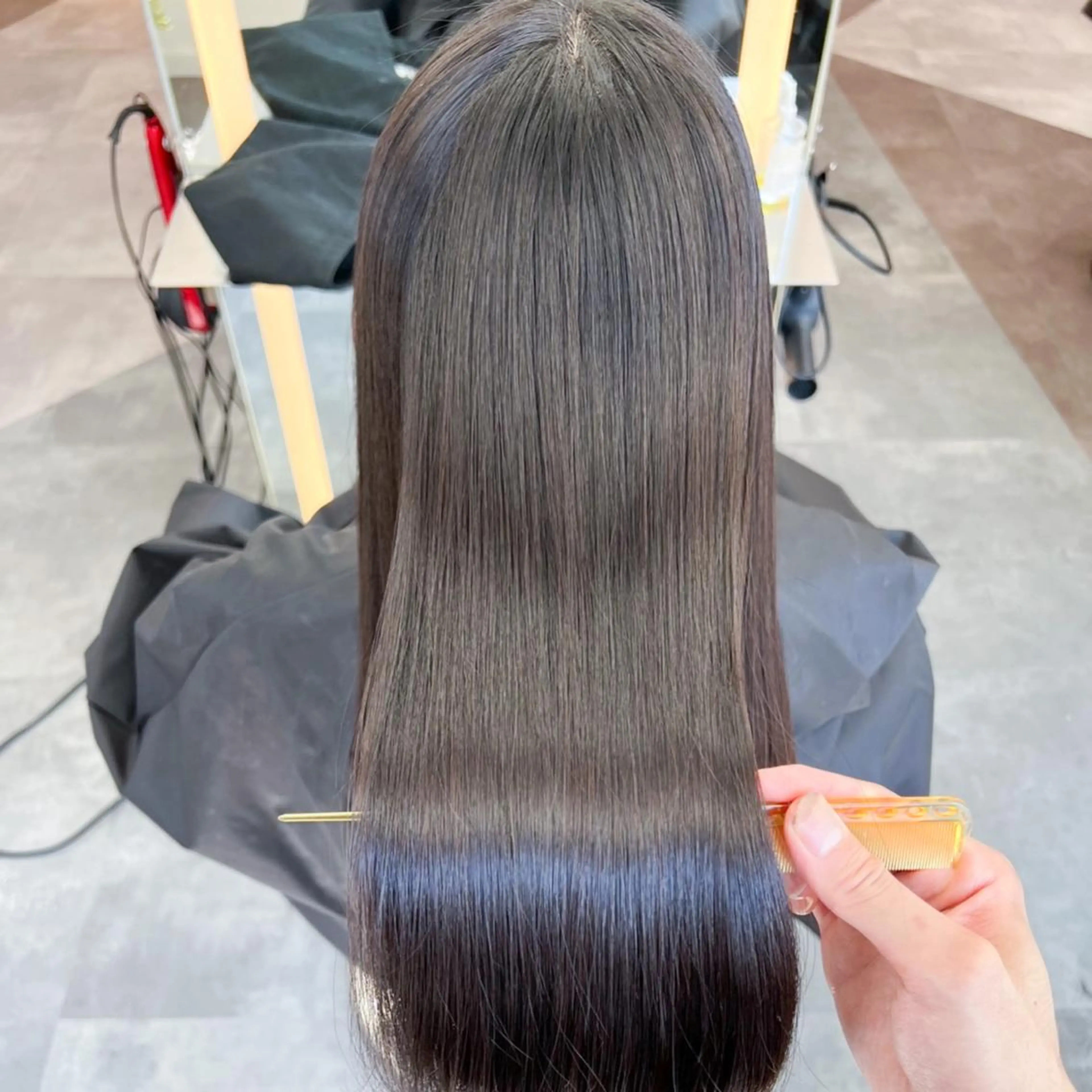 ロング ケアカラー/縮毛矯正 /レイヤー/板垣光采のヘアスタイル