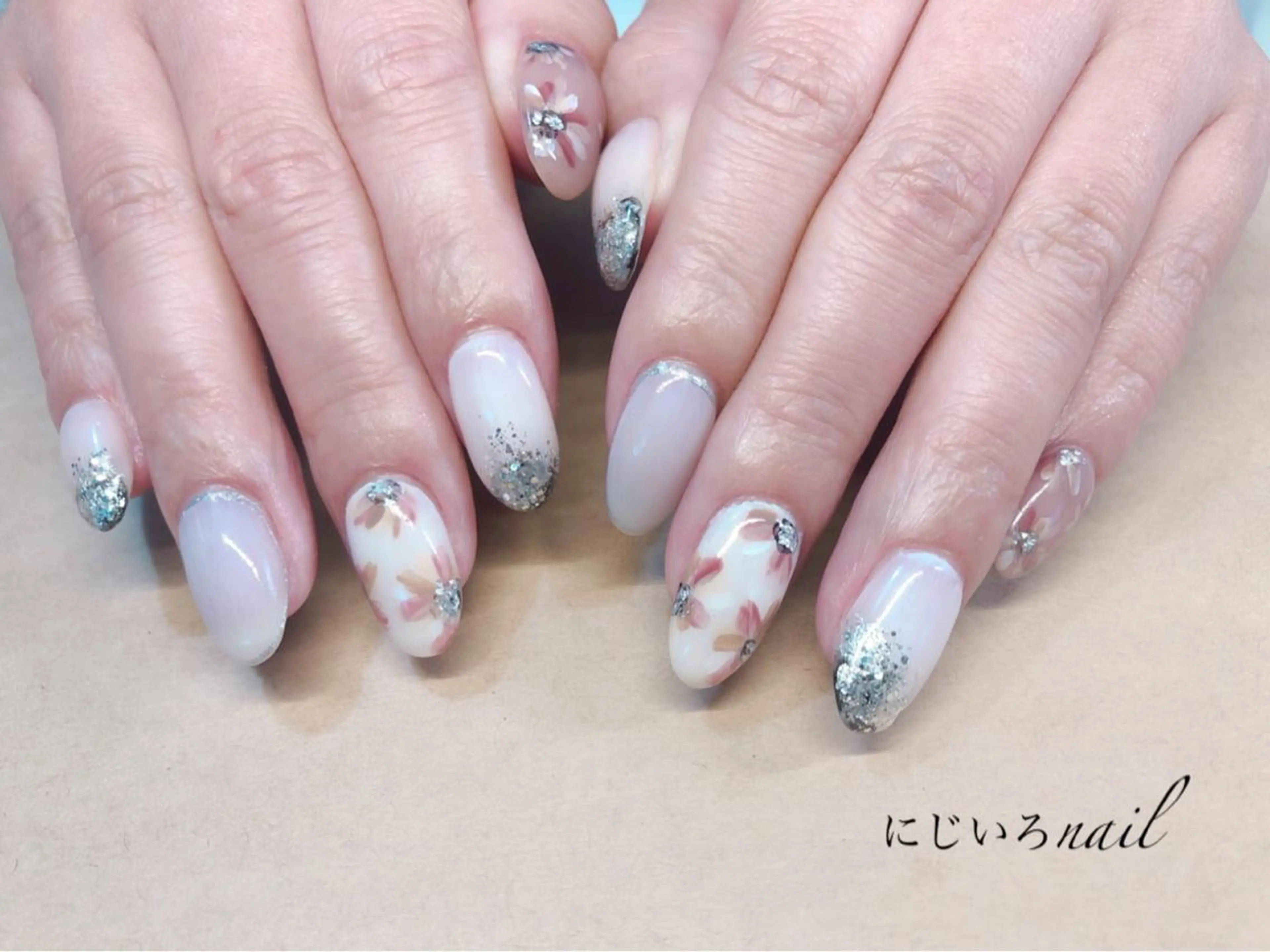 ネイル にじいろ nailのネイルデザイン