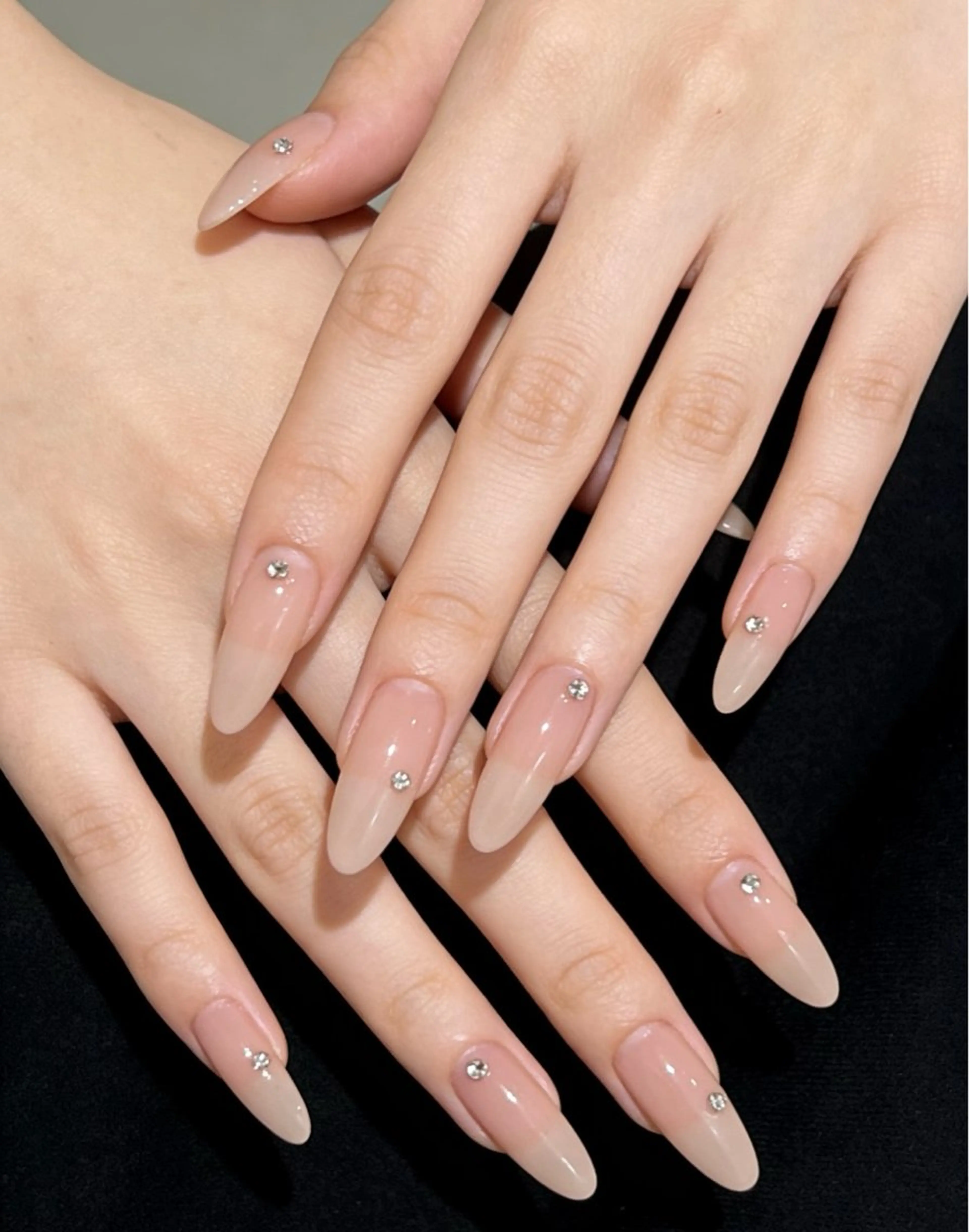 ネイル ワンカラーネイル シンプルネイル 春ネイル ワンホンネイル ハンドネイル Rainbow Nailのネイルデザイン