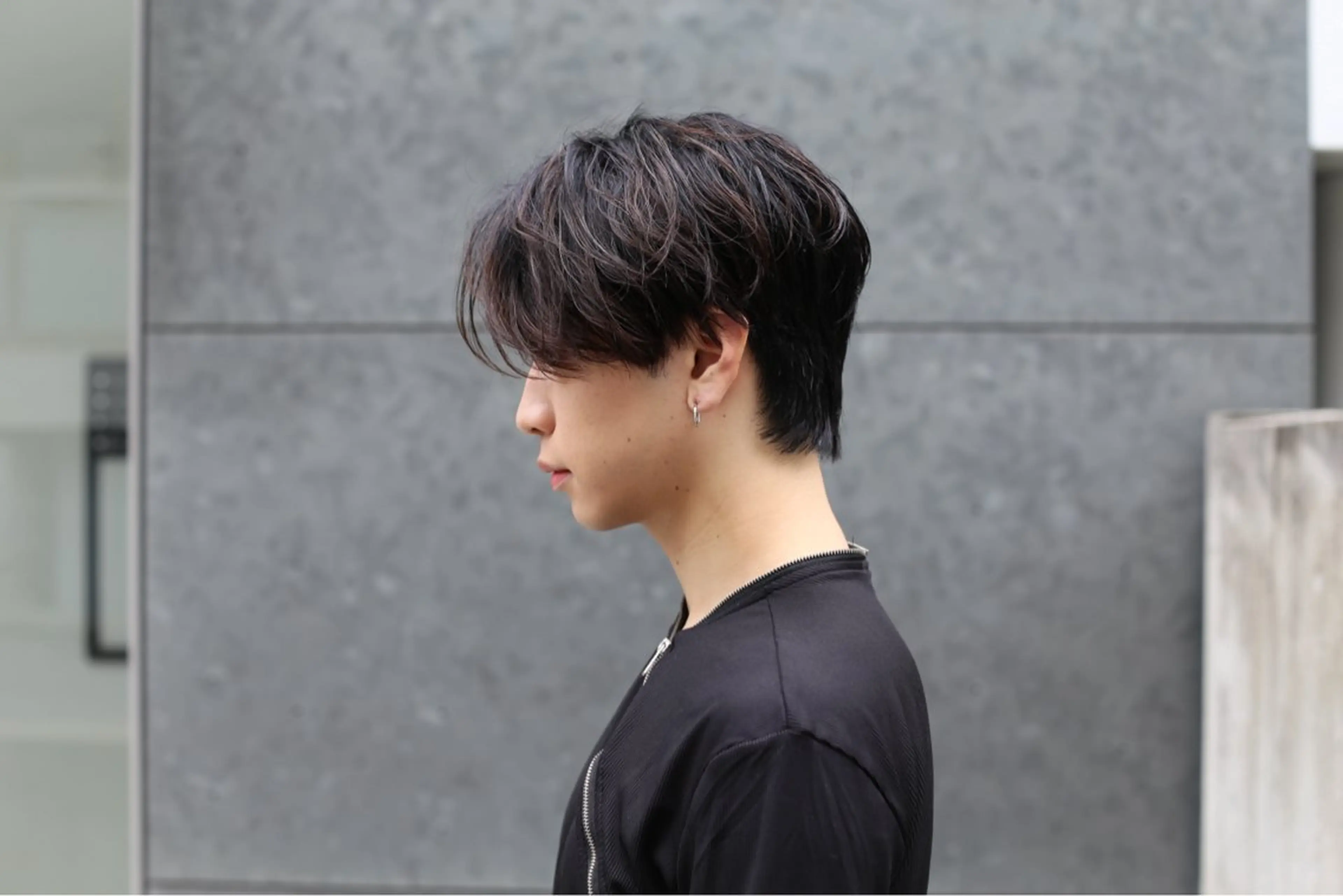メンズ ダウンパーマ メンズパーマ MEN'S HAIR SENSE BLUE渋谷宇田川交番前所属・モモ 渋谷メンズ特化美容師のヘアスタイル