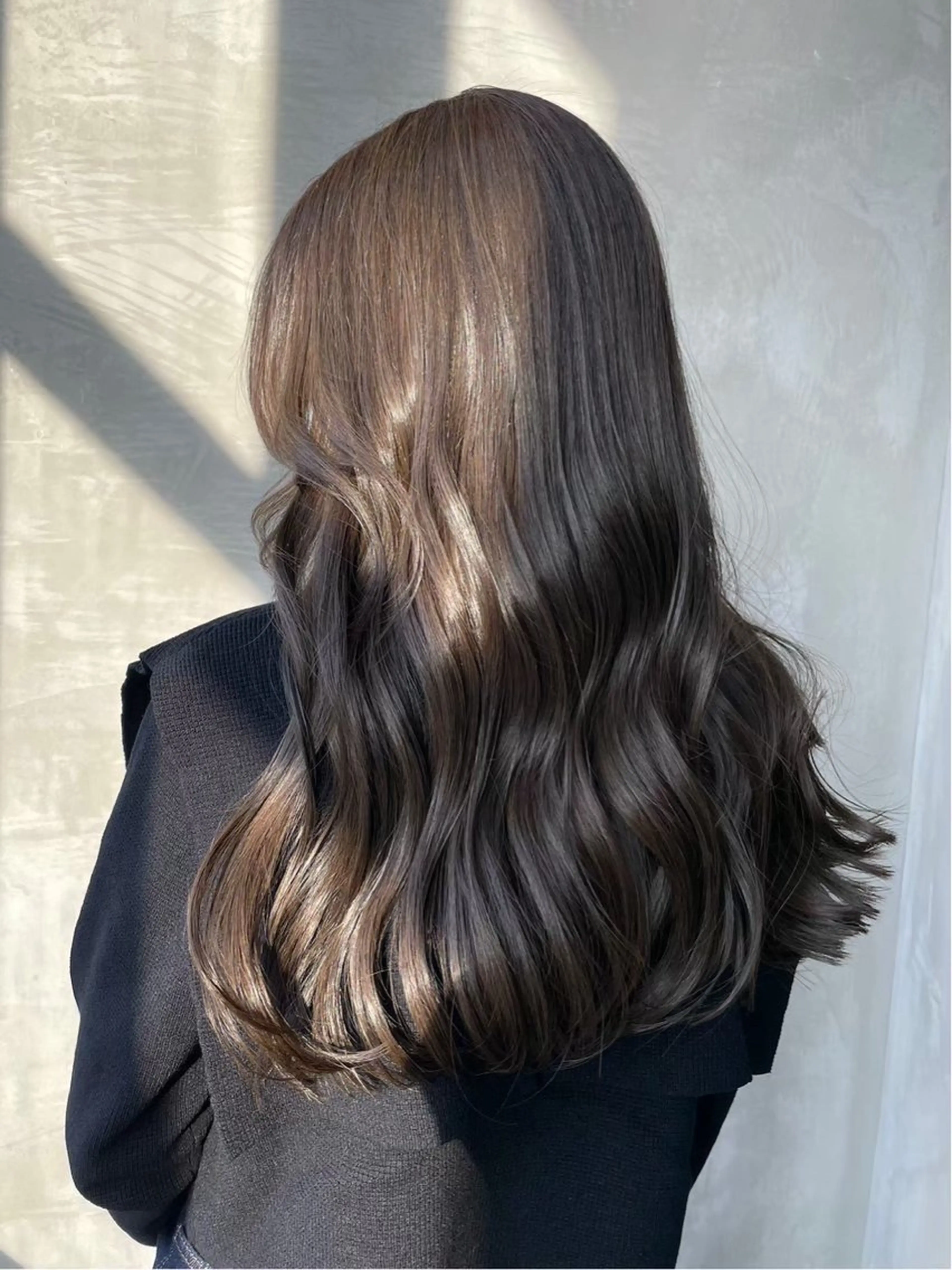 セミロング カラー ブラウンカラー ダークブラウン 渋谷／透明感カラー kuttiのヘアスタイル