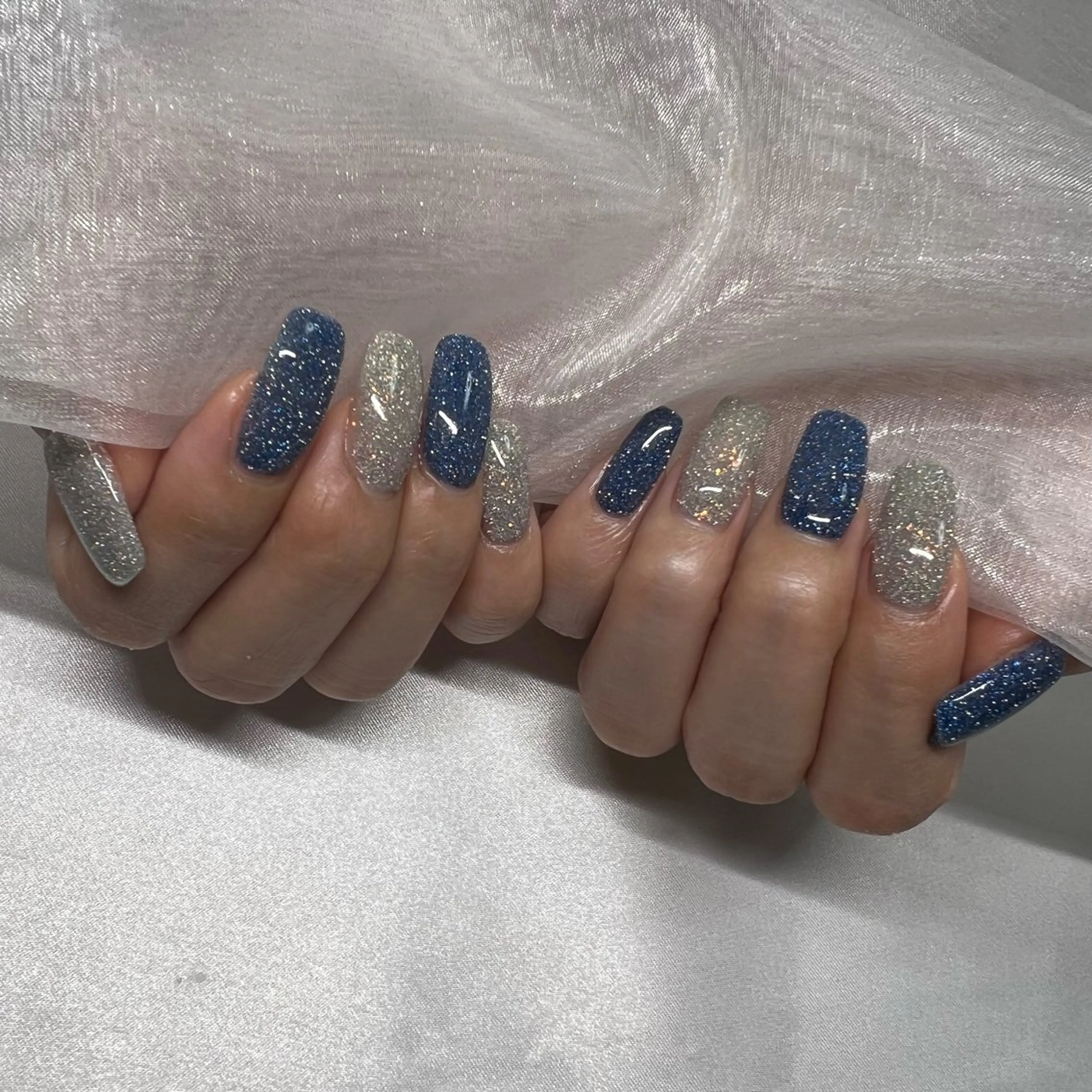 ネイル ジェルネイル 韓国ネイル ラメ(グリッター) マグネットネイル ミラーネイル ハンドネイル -nail salon-Reward所属・nail salon Rewardのネイルデザイン