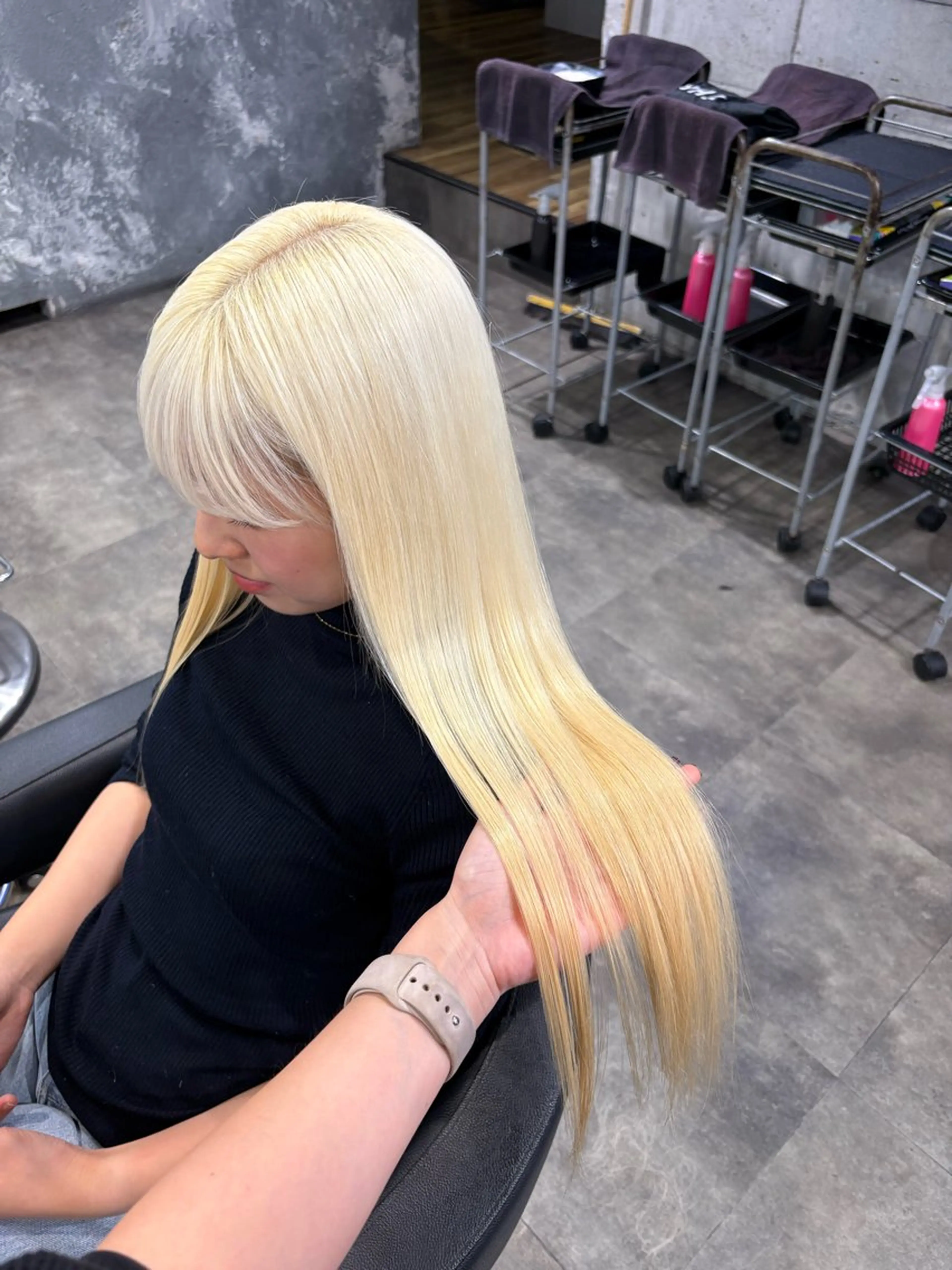 ロング カラー ヘアカラー トリートメント ハイトーン 横浜💞ミオのヘアスタイル