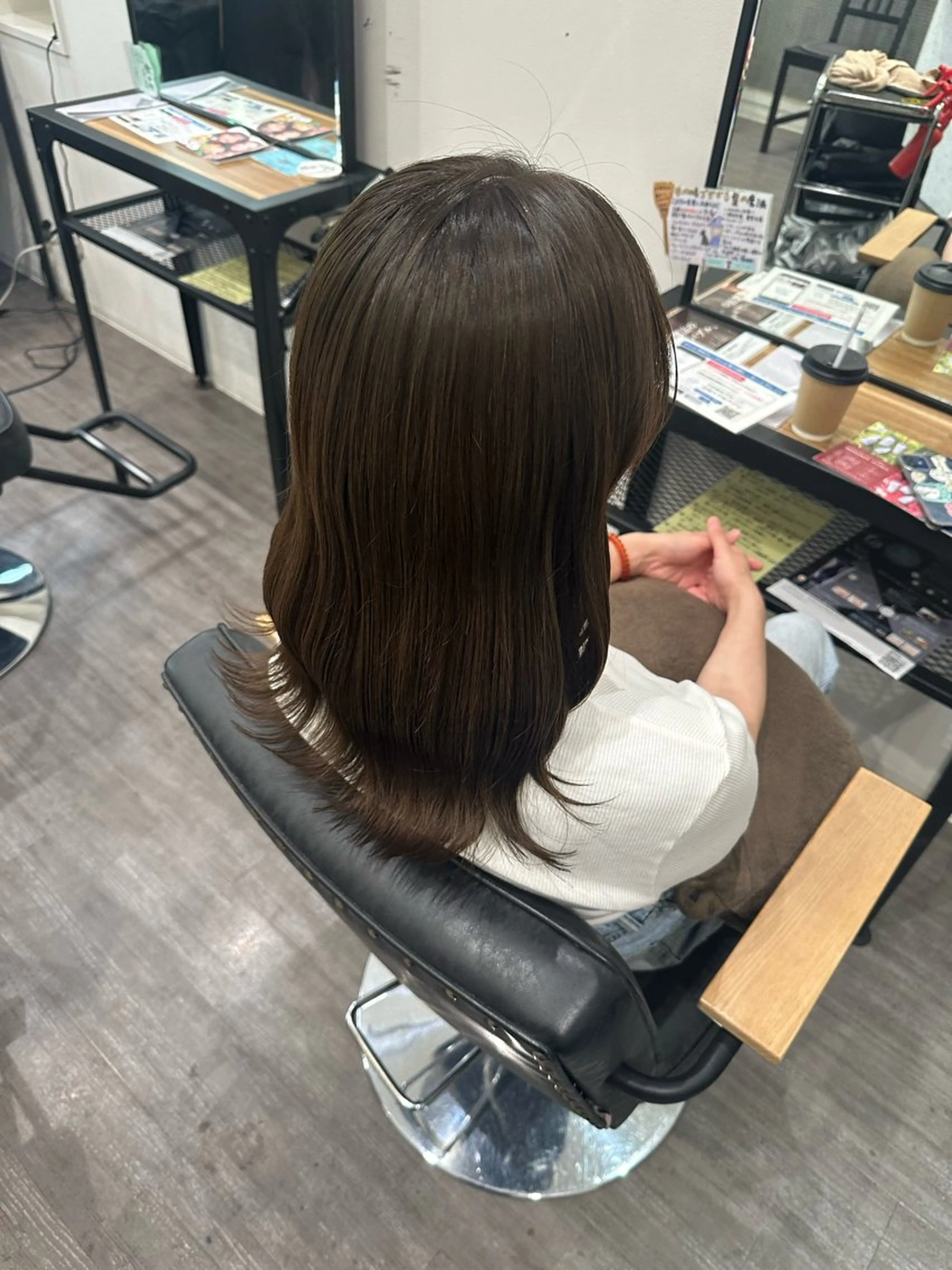 セミロング カラー アッシュ アッシュグレー アッシュグレージュ グレージュ オリーブアッシュ カット ヘアカラー トリートメント 艶髪レイヤー上田 紗也🇰🇷💗のヘアスタイル