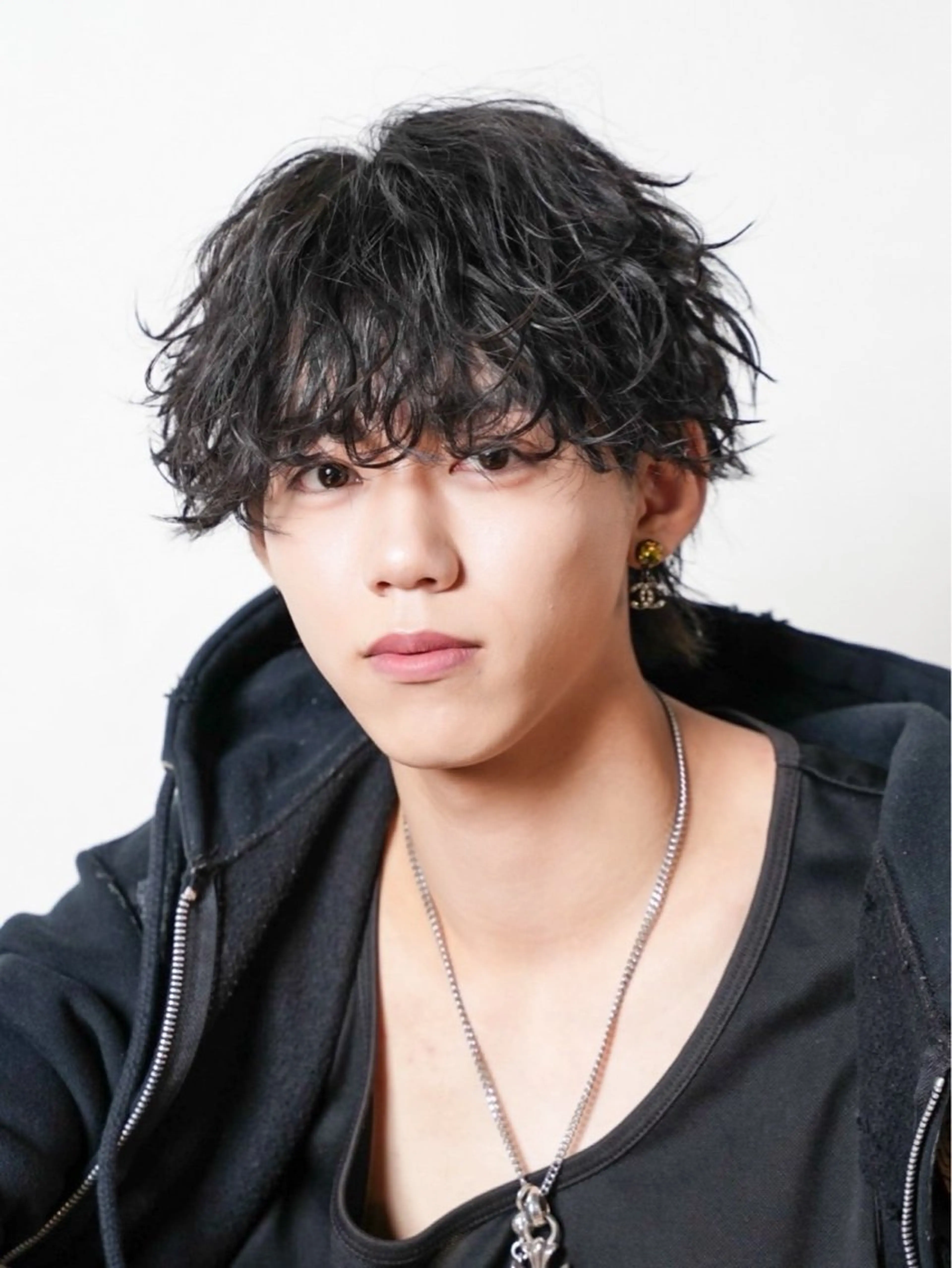 カラー メンズ ヘアカラー 🫧ハイトーンカラー 🌈透明感☘️らいのヘアスタイル