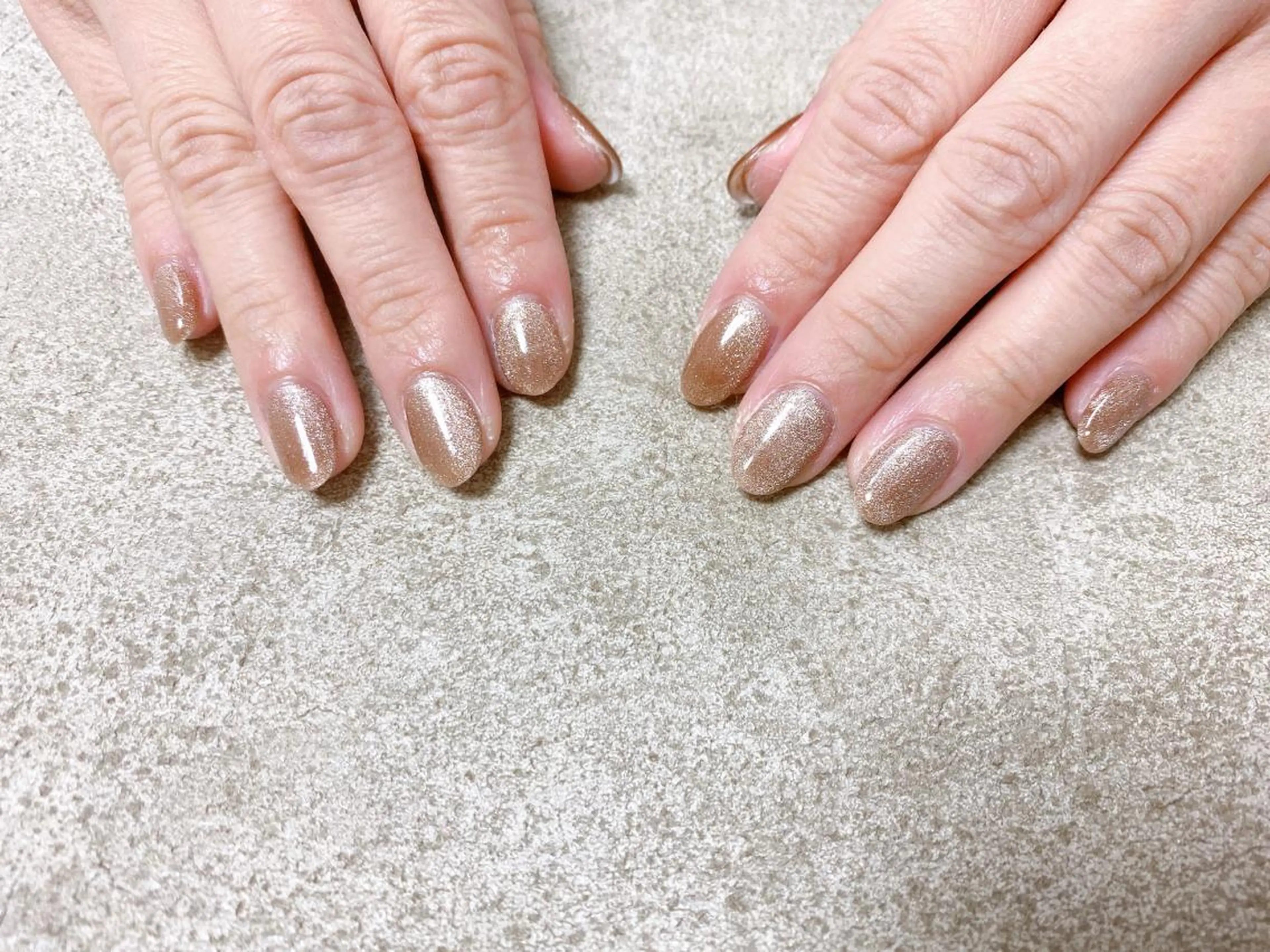 ネイル マグネットネイル ピンク ピンクベージュ ハンドネイル Mogu nail 二子玉川のネイルデザイン