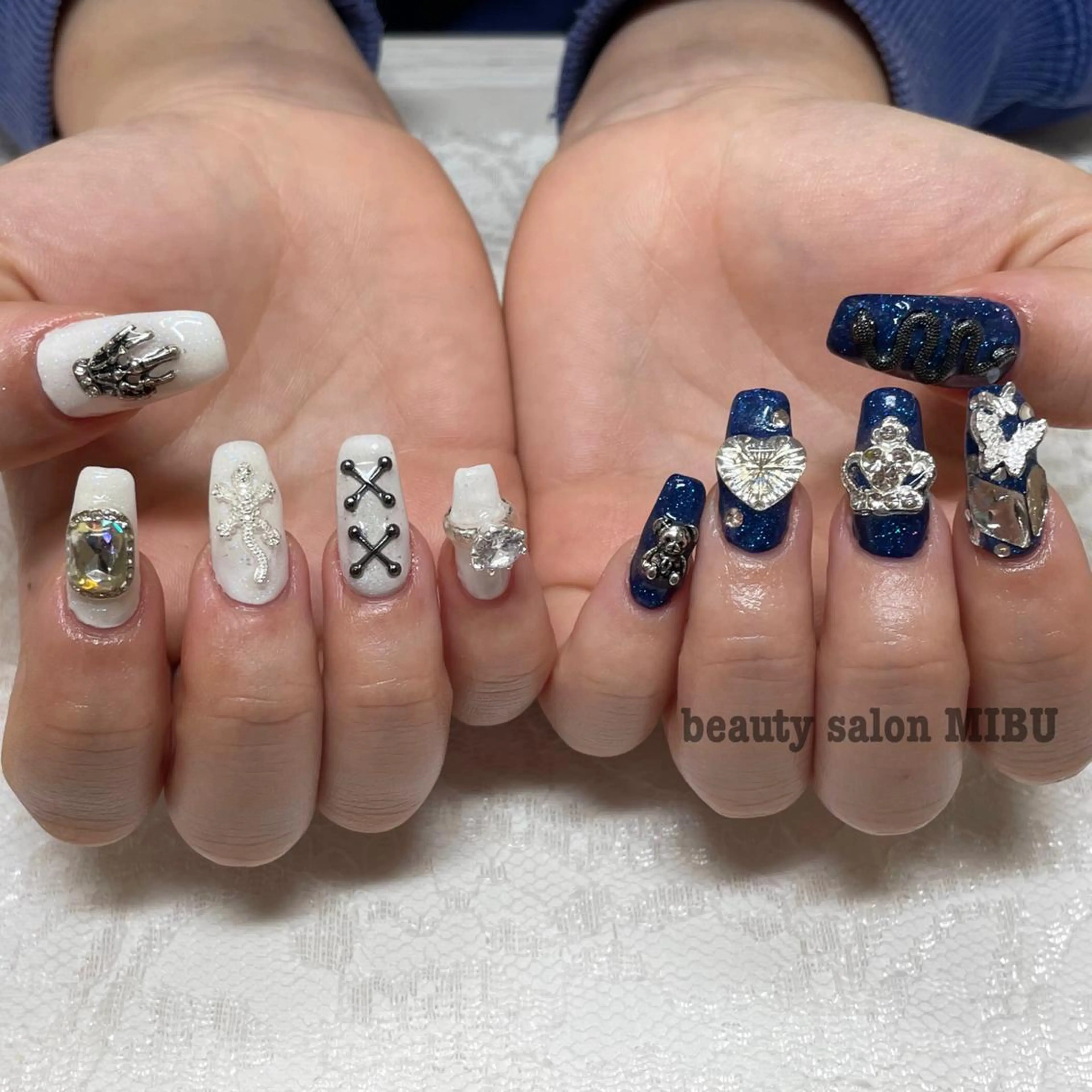 ネイル Sunny.Roa fujiのネイルデザイン