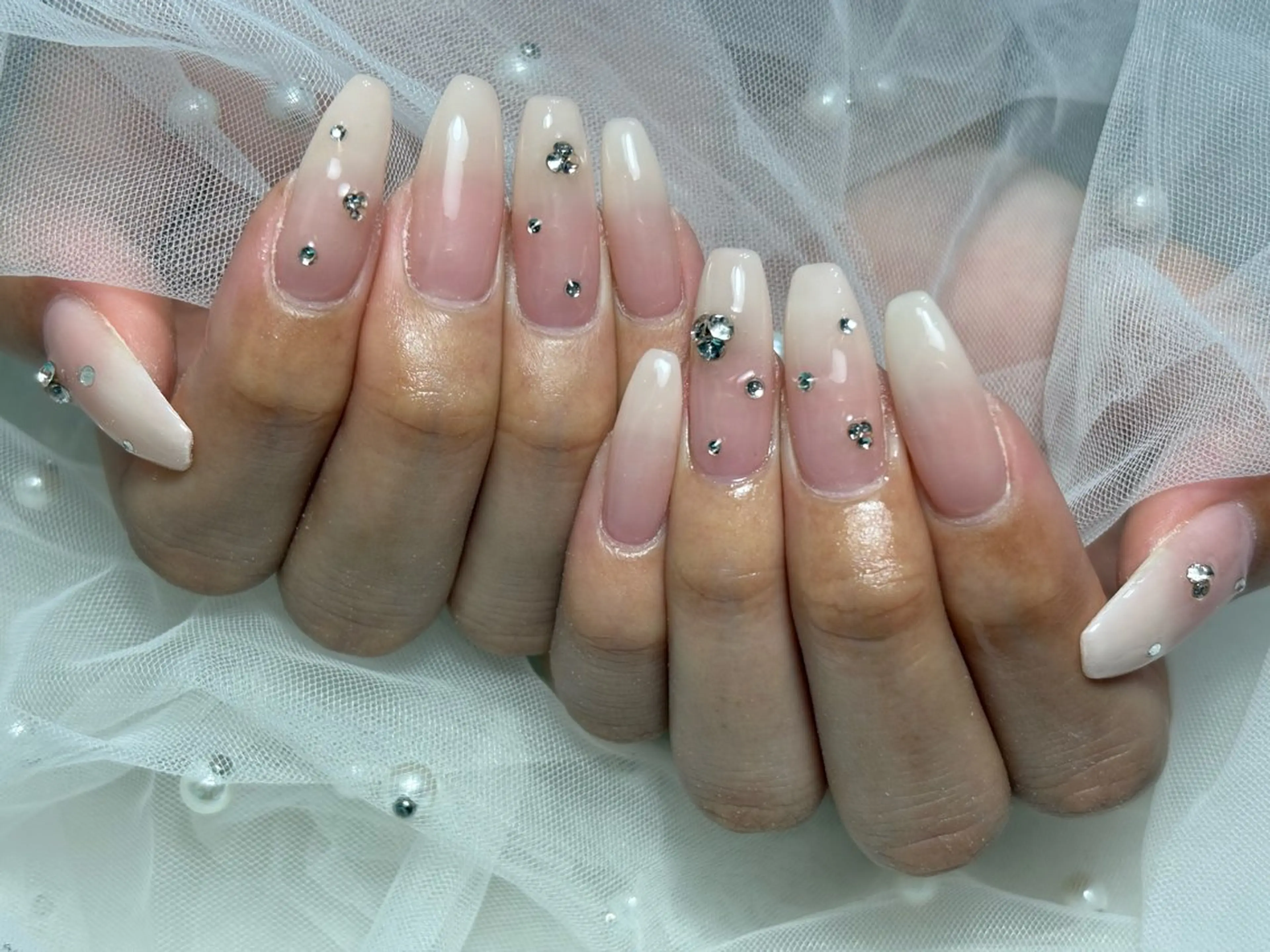 ネイル ハンドネイル フットネイル ✴︎ Delightのネイルデザイン