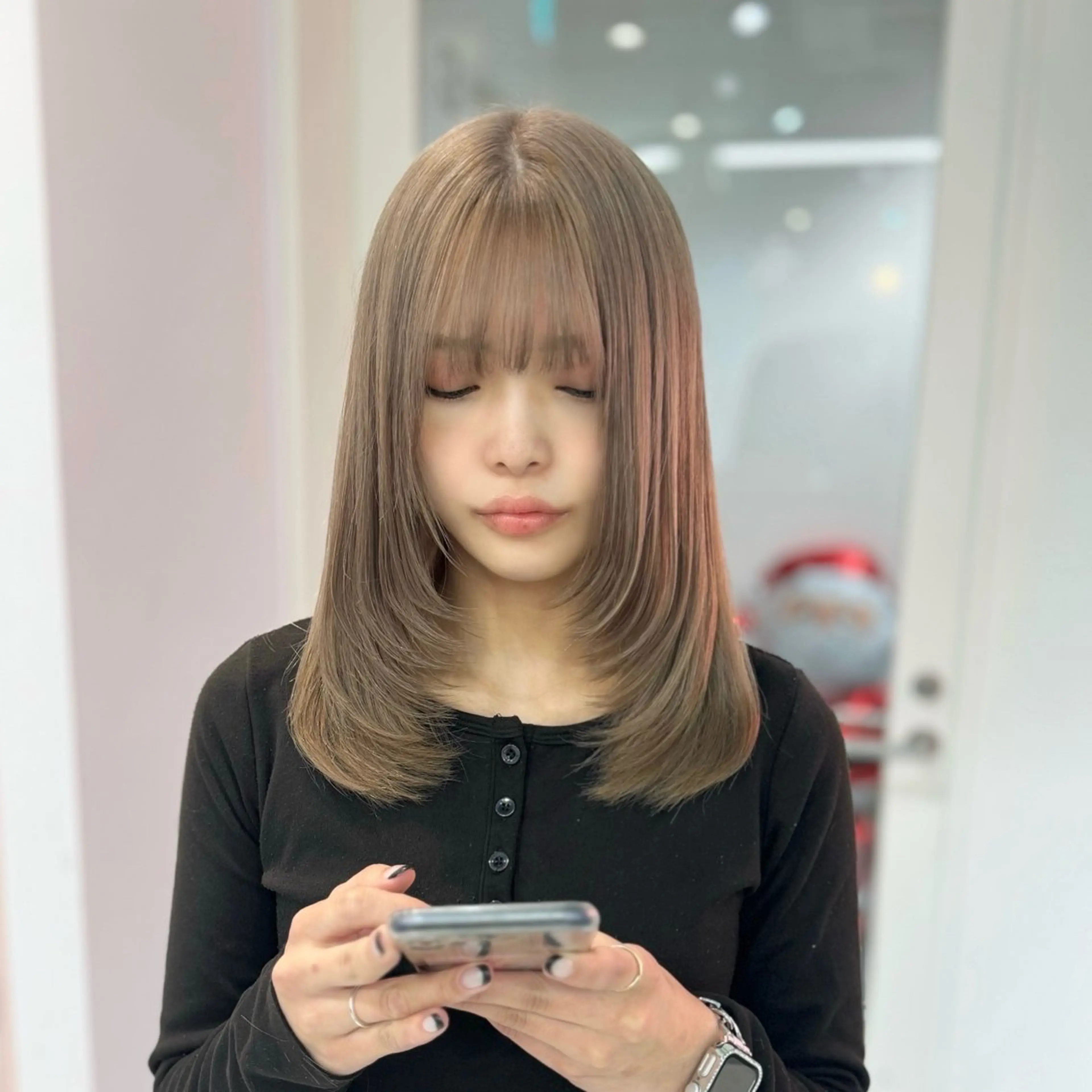 セミロング ヘアカラー R 横浜【アール】所属・ハイトーン/韓国 ヘア　momo˚✧₊のヘアスタイル