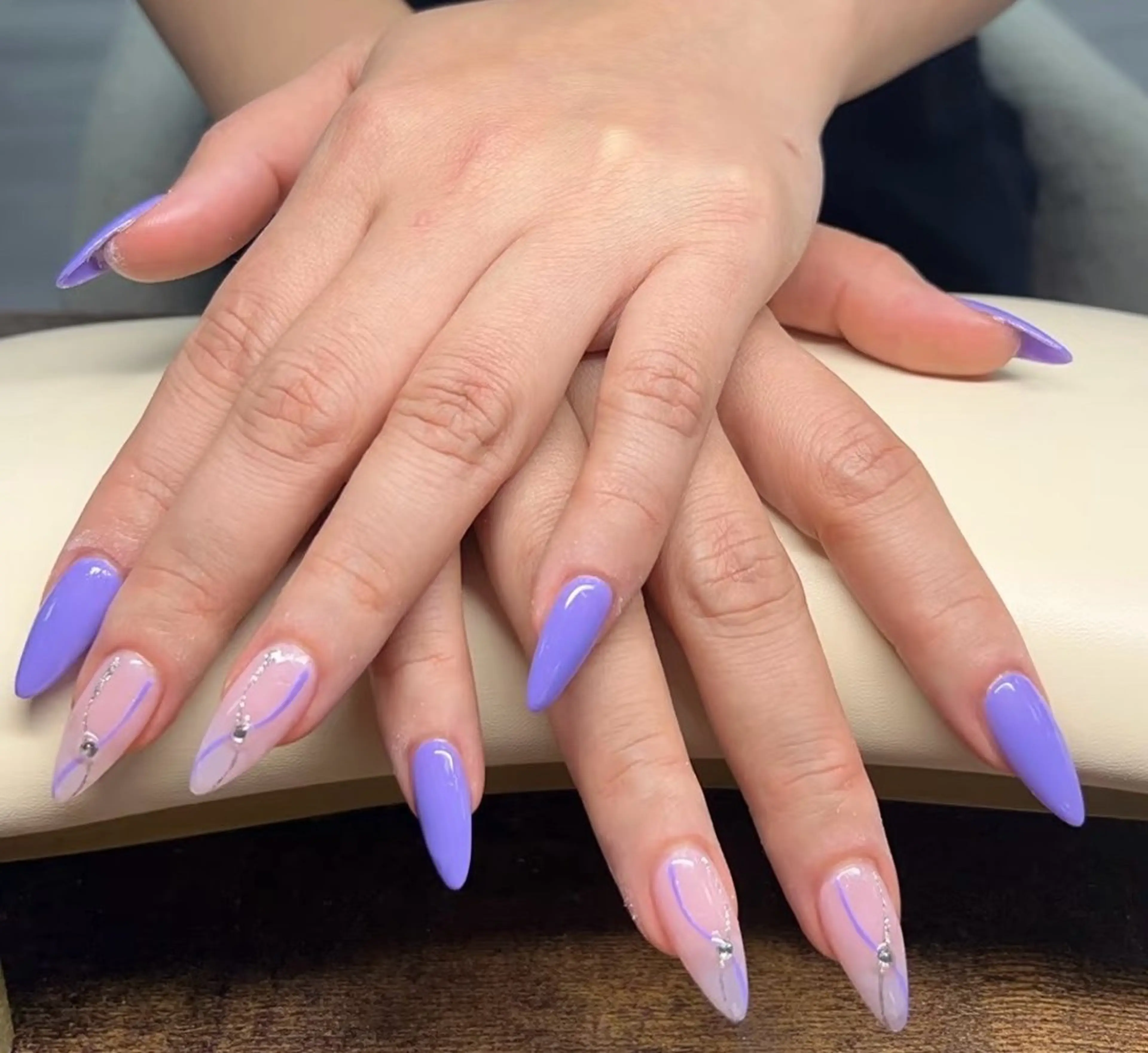 ネイル 高木 維麗絲のネイルデザイン