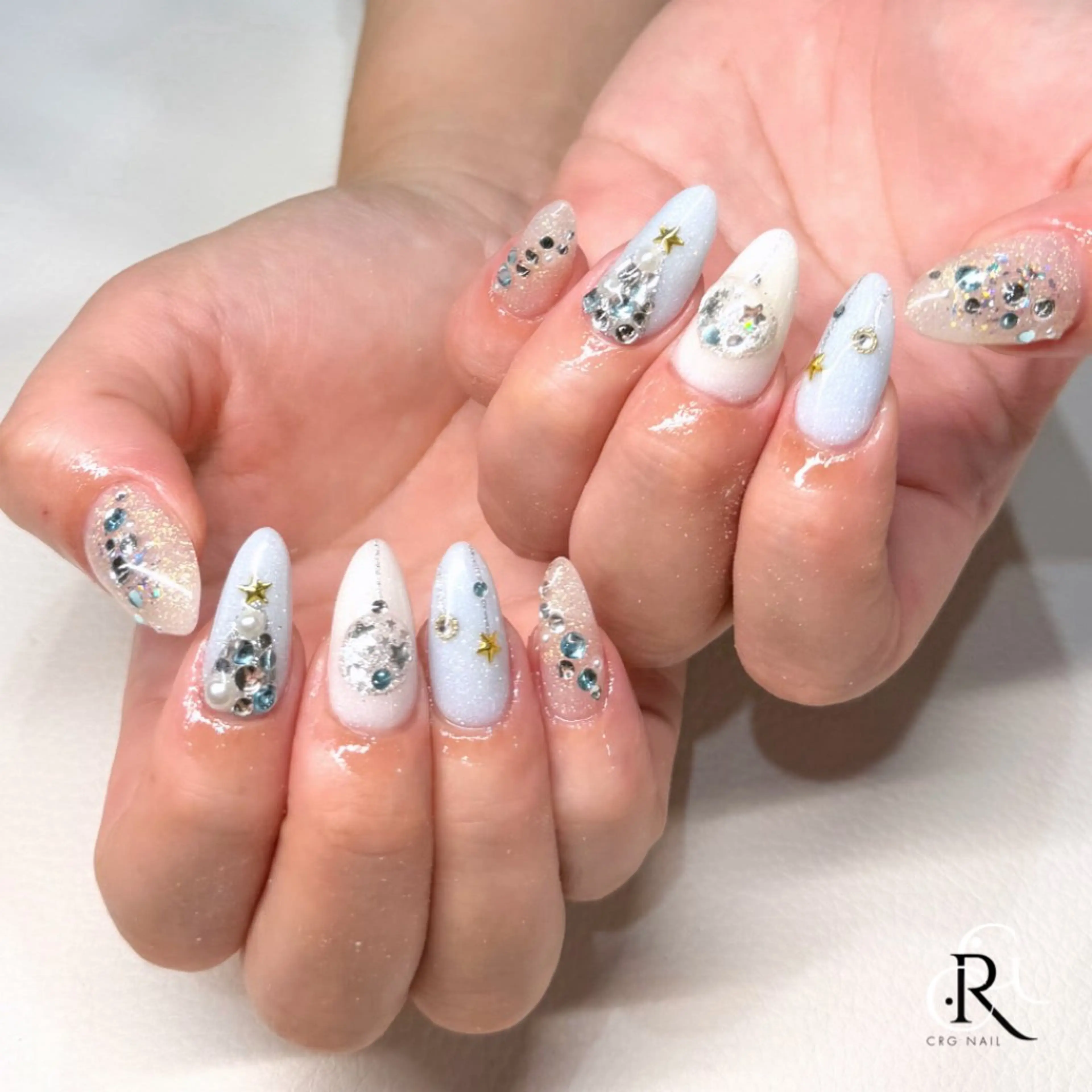 ネイル 冬ネイル ハンドネイル 美フォルム✨ CRG　RURIのネイルデザイン