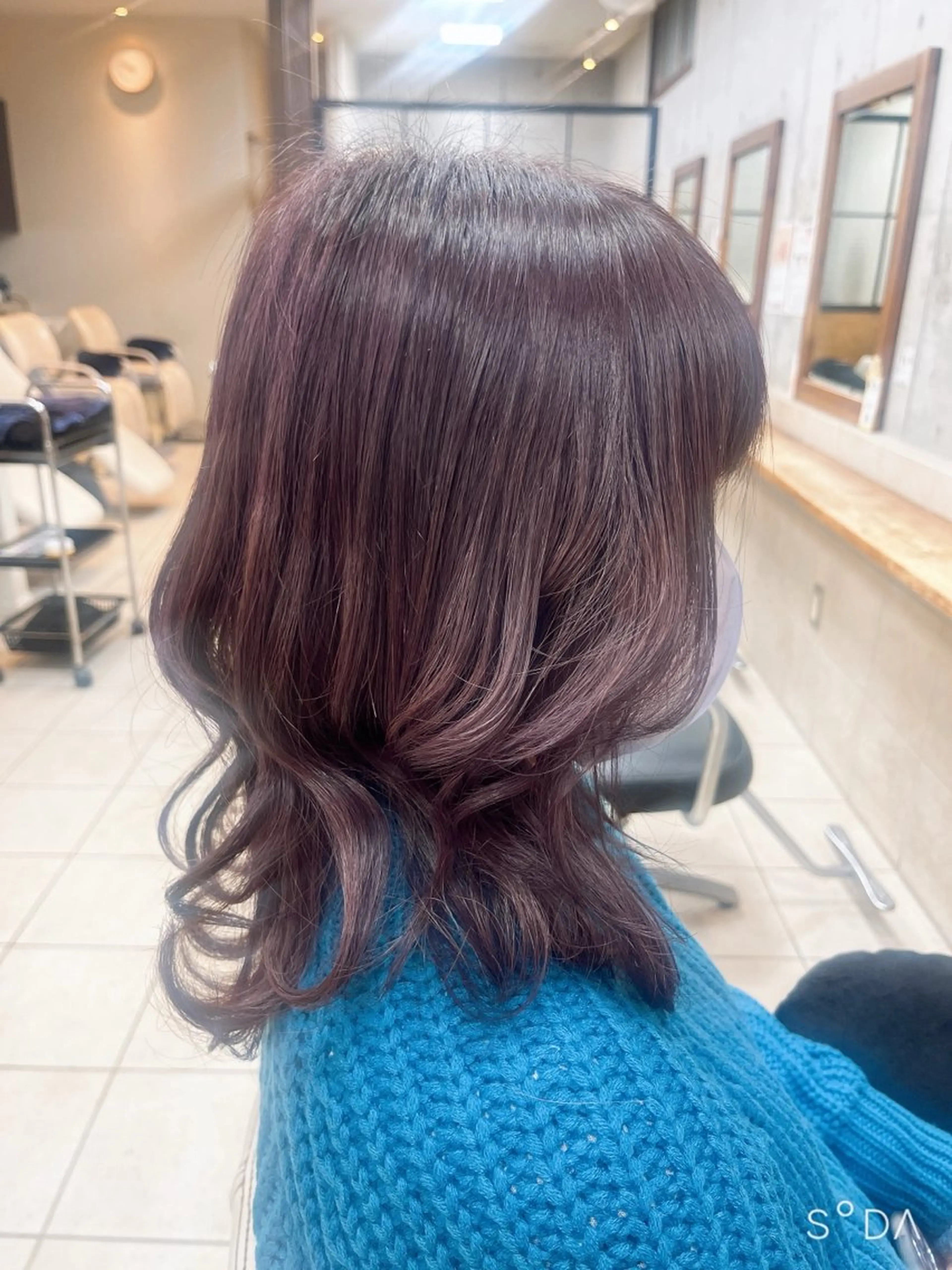 ミディアム パープルカラー ヘアカラー vis-a-vis　板橋店所属・たなか なおのヘアスタイル