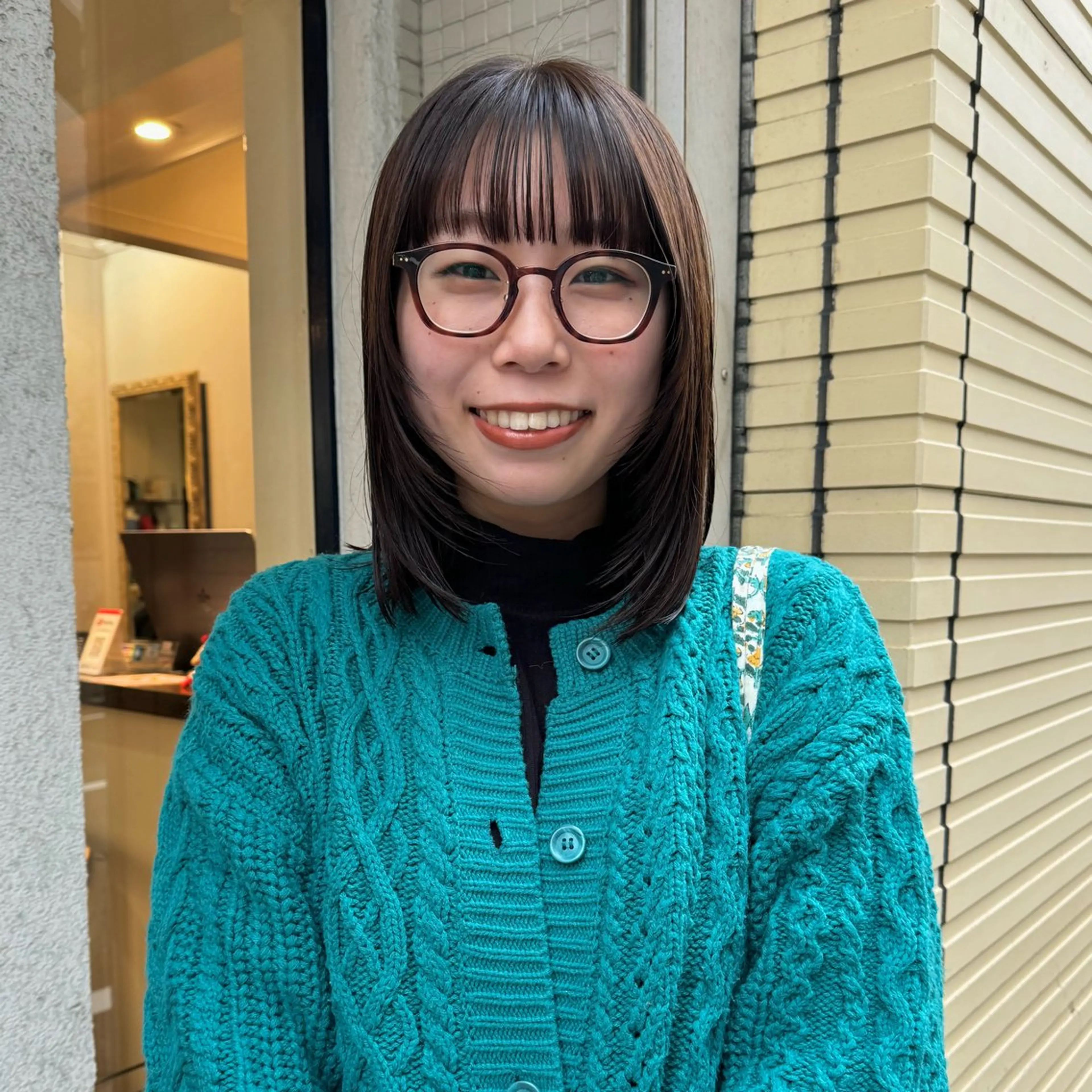 ミディアム カット トリートメント Lilu しずくのヘアスタイル