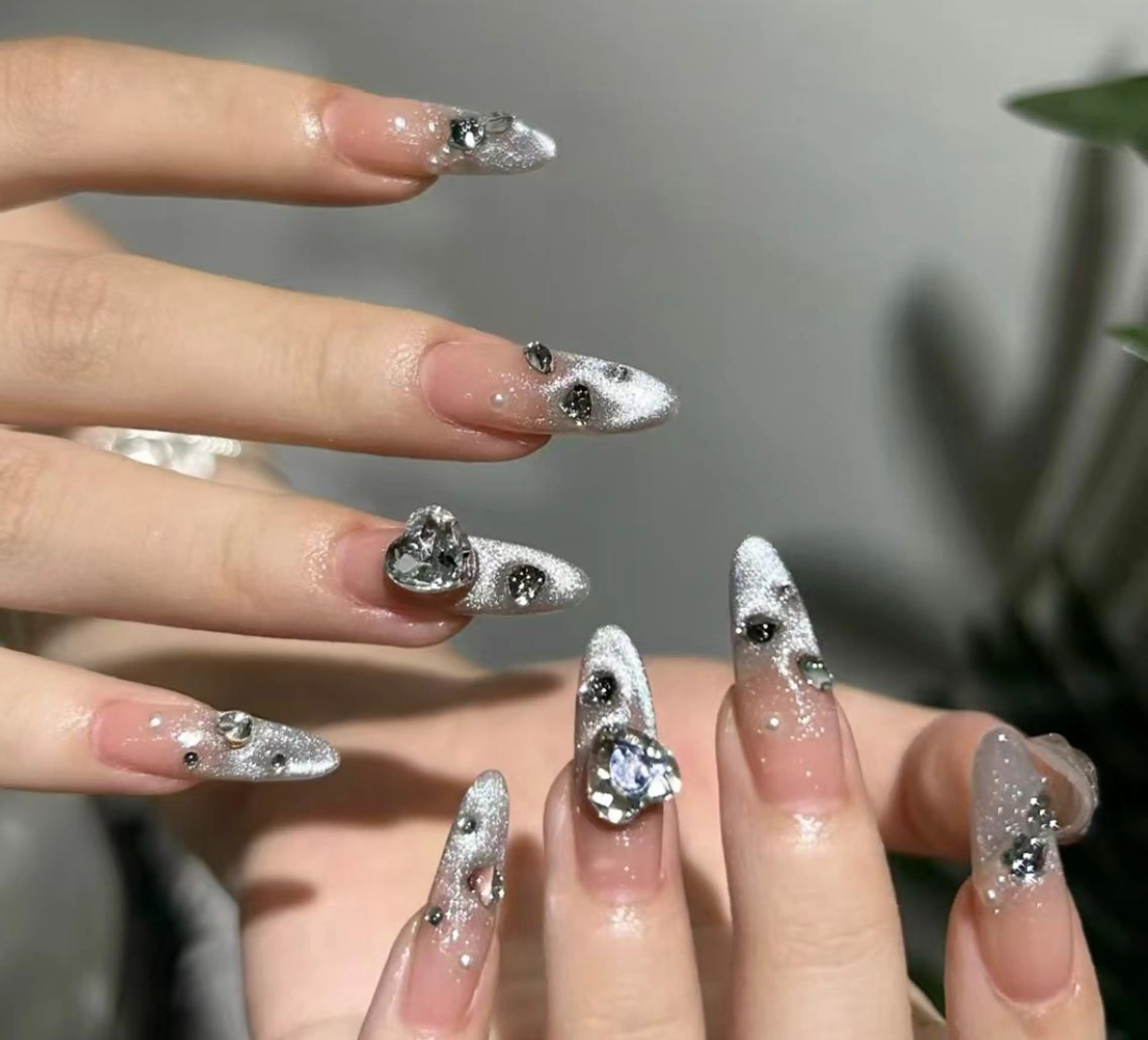 ネイル ハンドネイル Pure&Rich Nailのネイルデザイン