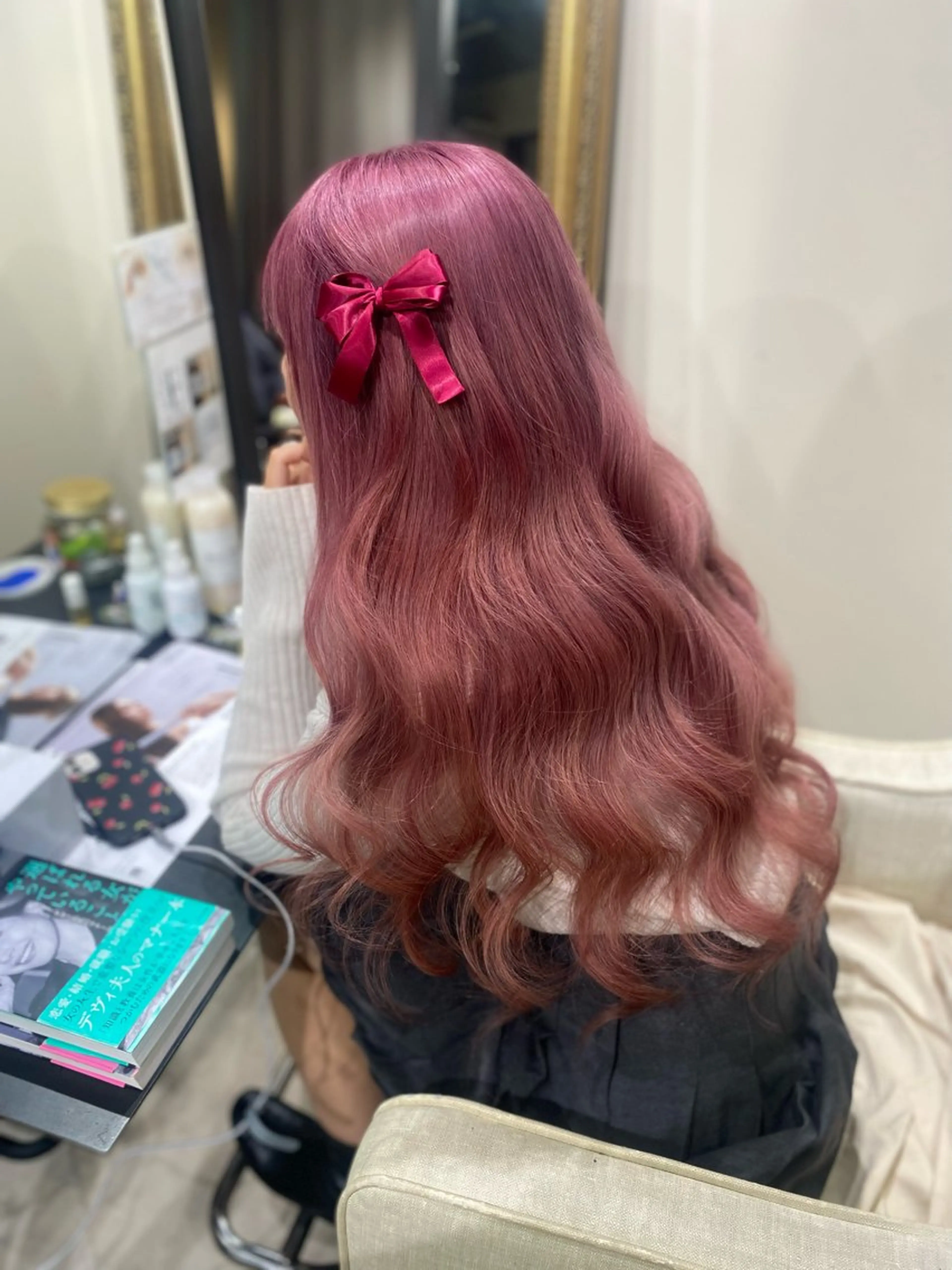 カラー ヘアカラー ハイトーン✨艶髪💘 💘 AYANO💘のヘアスタイル