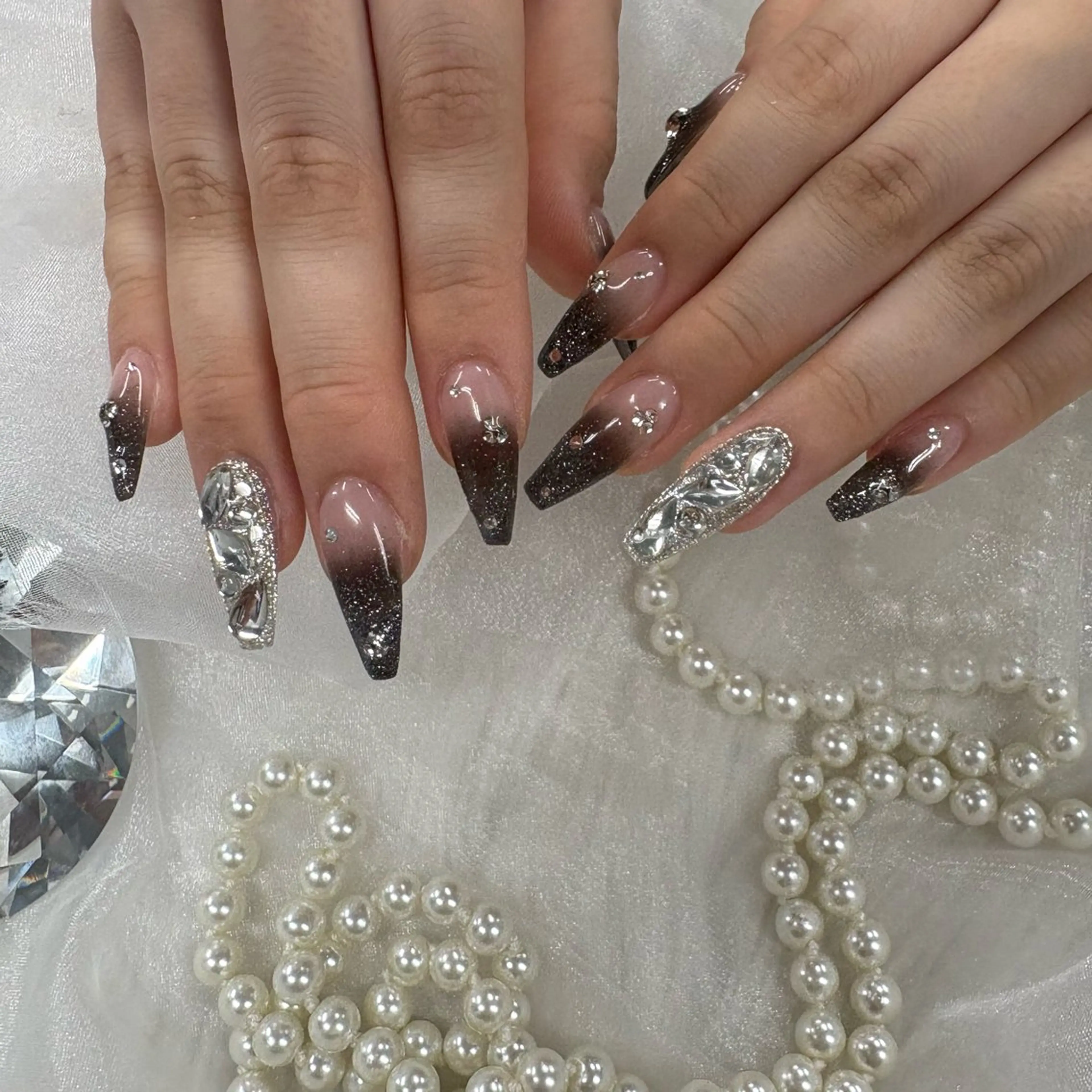 ネイル ハンドネイル SHION のネイルデザイン